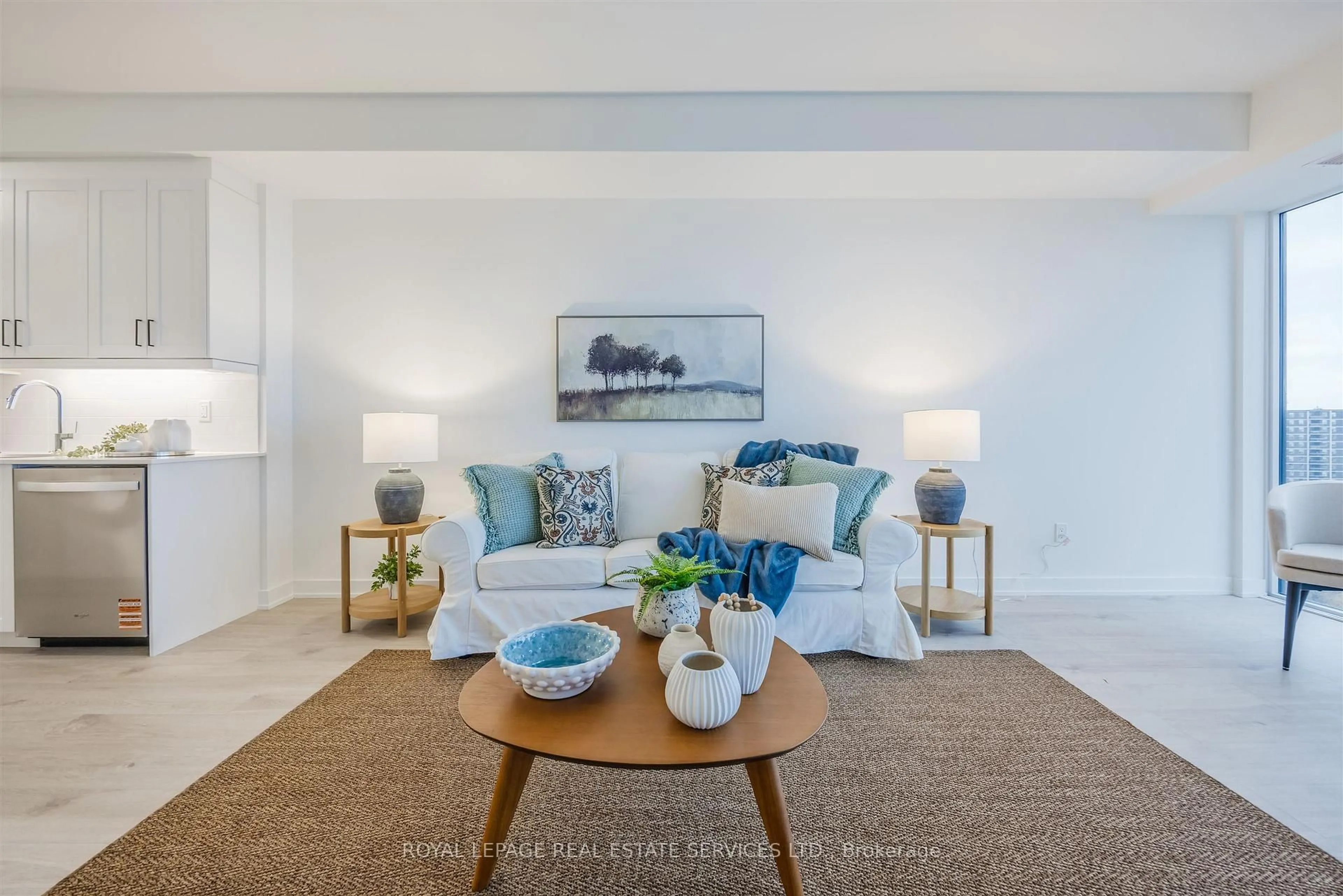 Living room with furniture, unknown for 1035 Southdown Rd #1508, Mississauga Ontario L5J 0A2