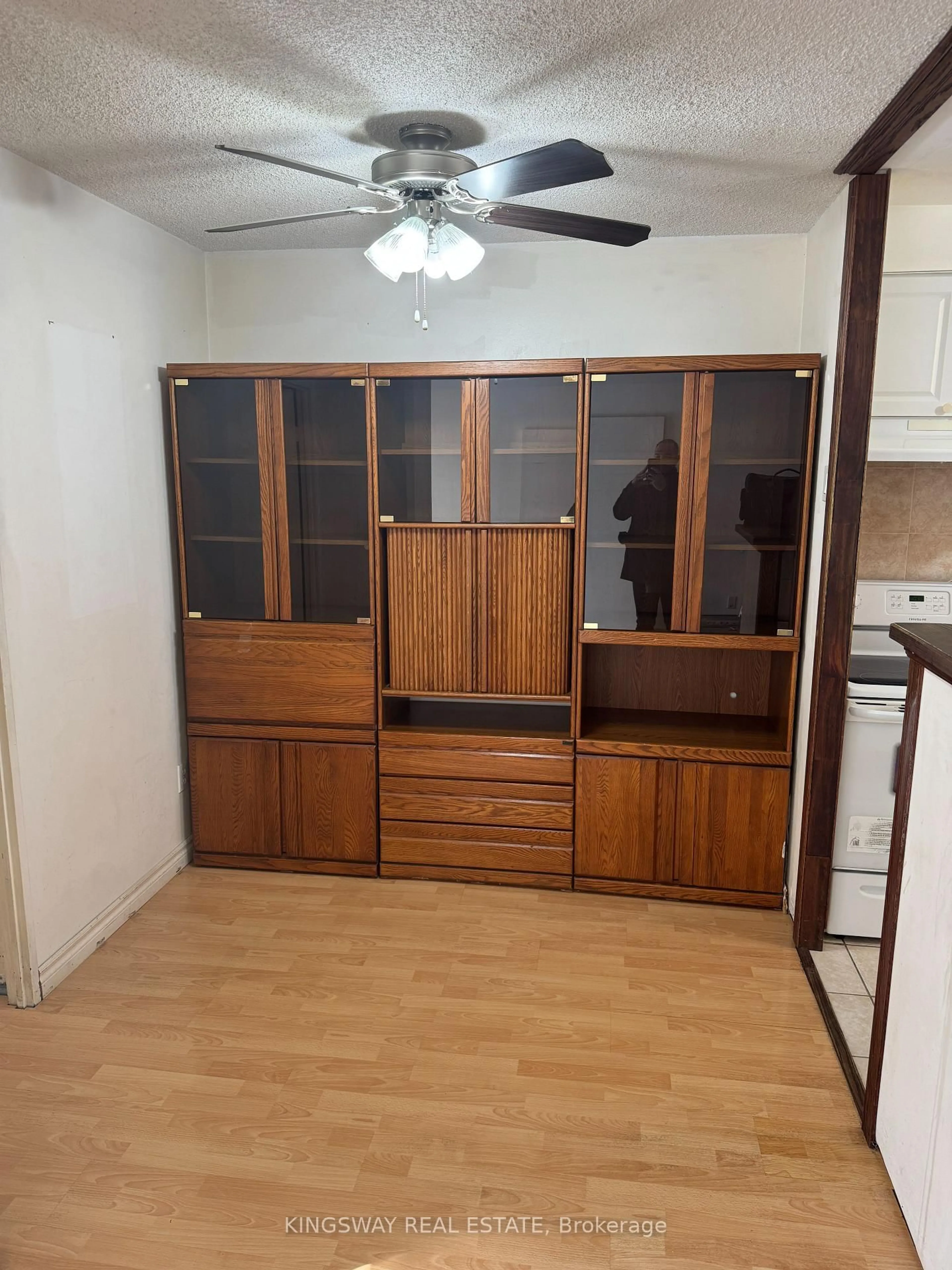 Unknown for 1395 Williamsport Dr #347, Mississauga Ontario L4X 2T4