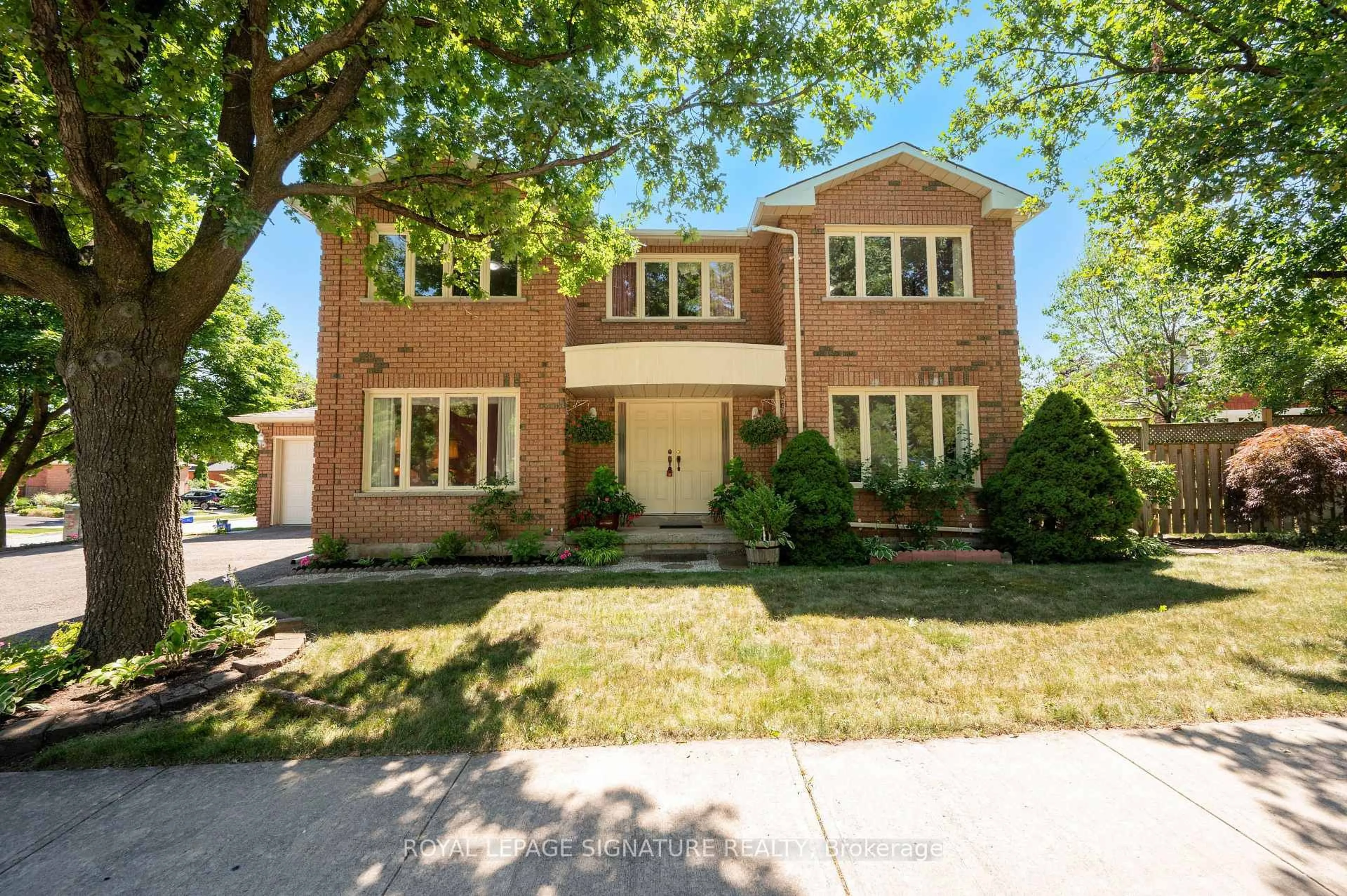 Home with brick exterior material, street for 2921 Caradoc Lane, Oakville Ontario L6J 6W4