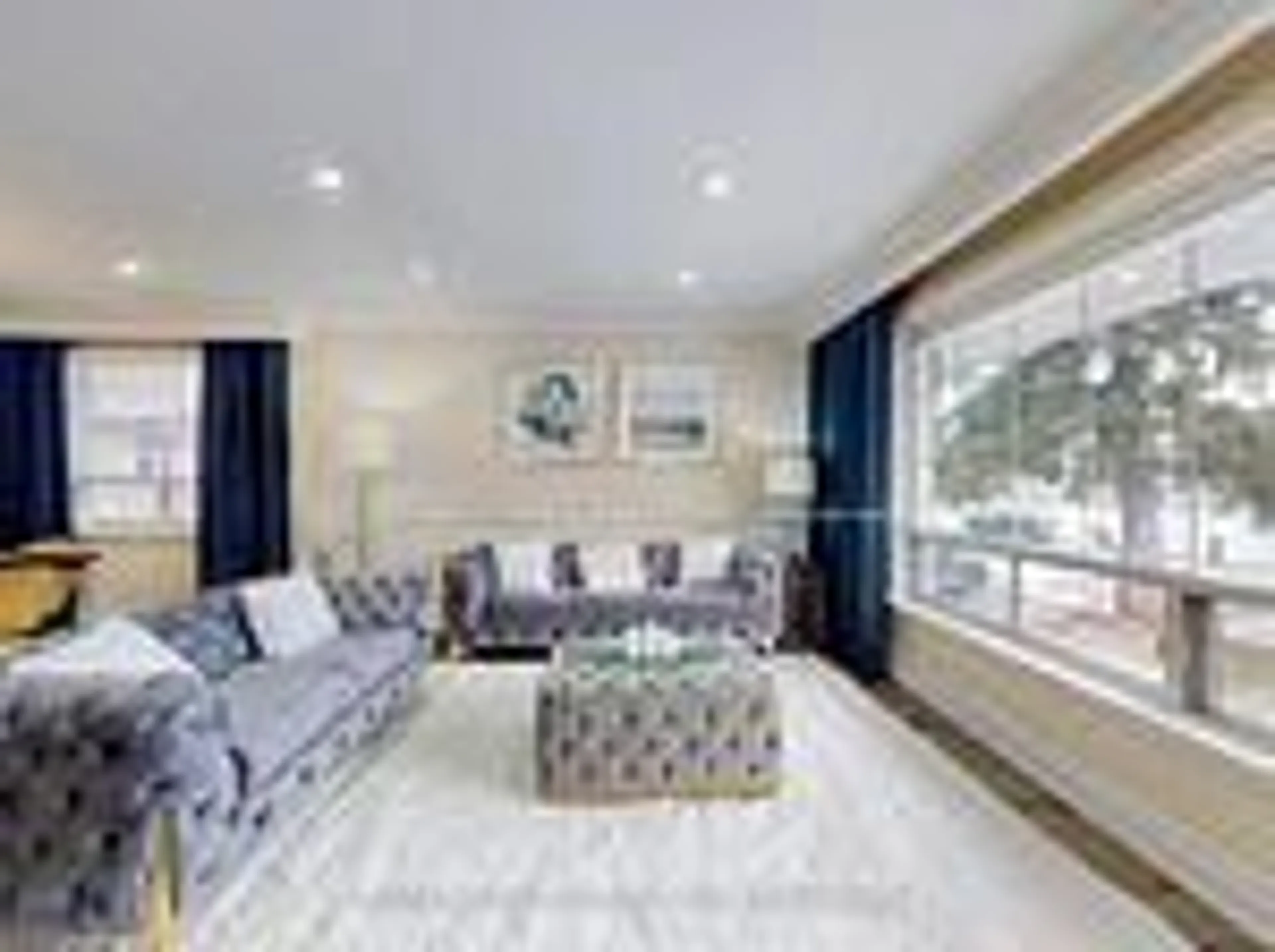 Living room with furniture, unknown for 189 Kingsview Blvd, Toronto Ontario M9R 1V7