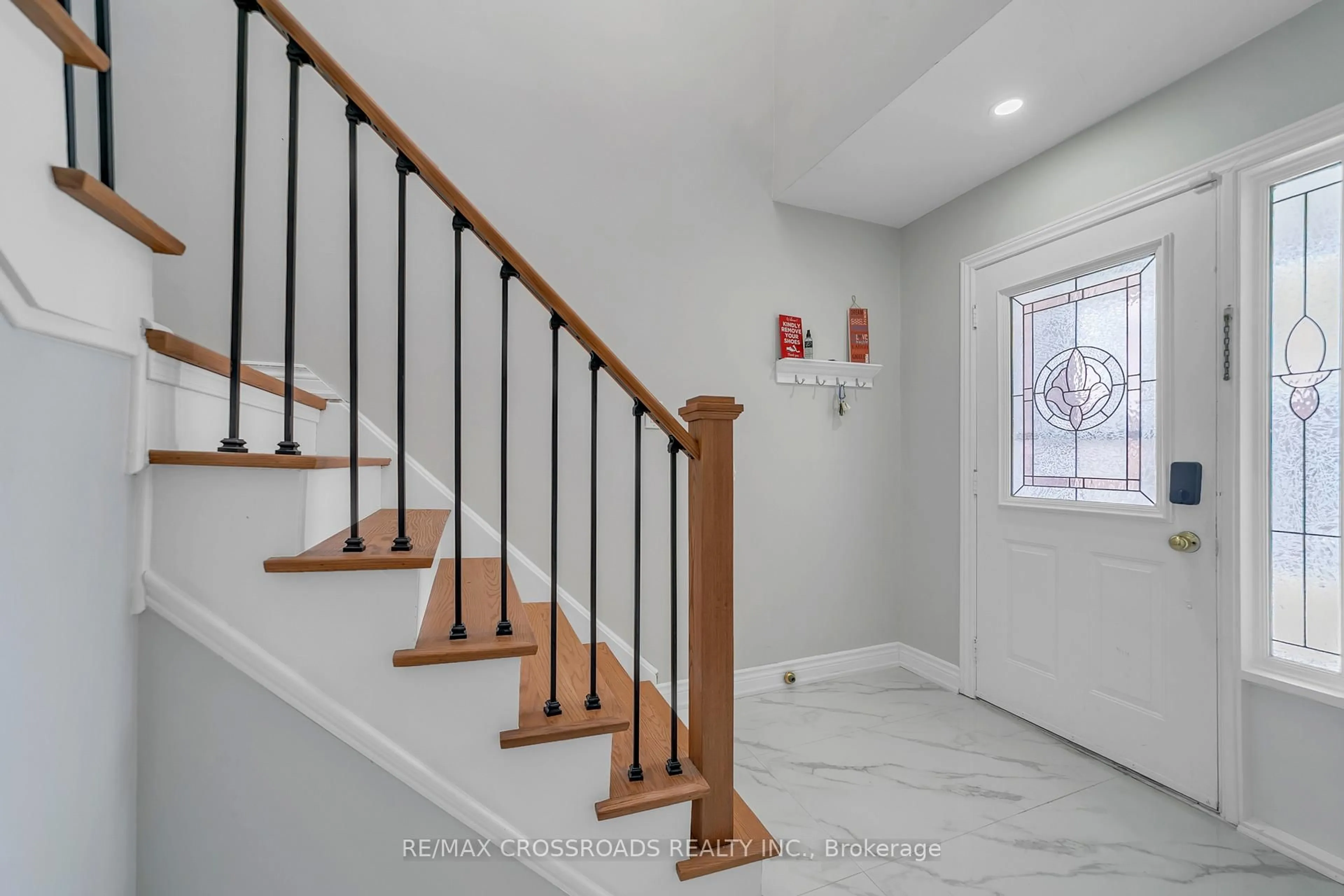 Unknown for 65 Creditstone Rd, Brampton Ontario L6Y 4E9