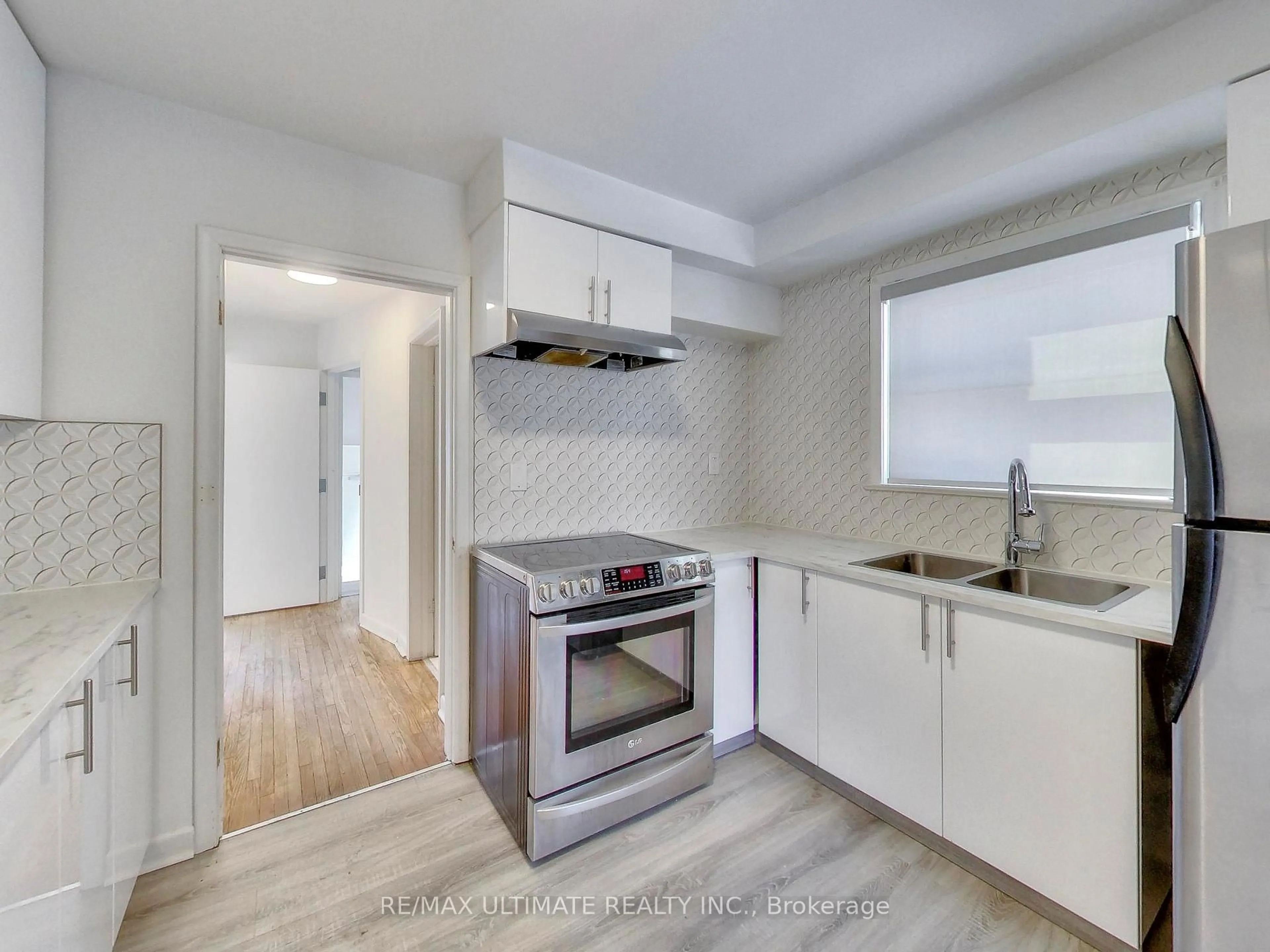 Unknown for 120 Edinborough Crt, Toronto Ontario M6N 2E8