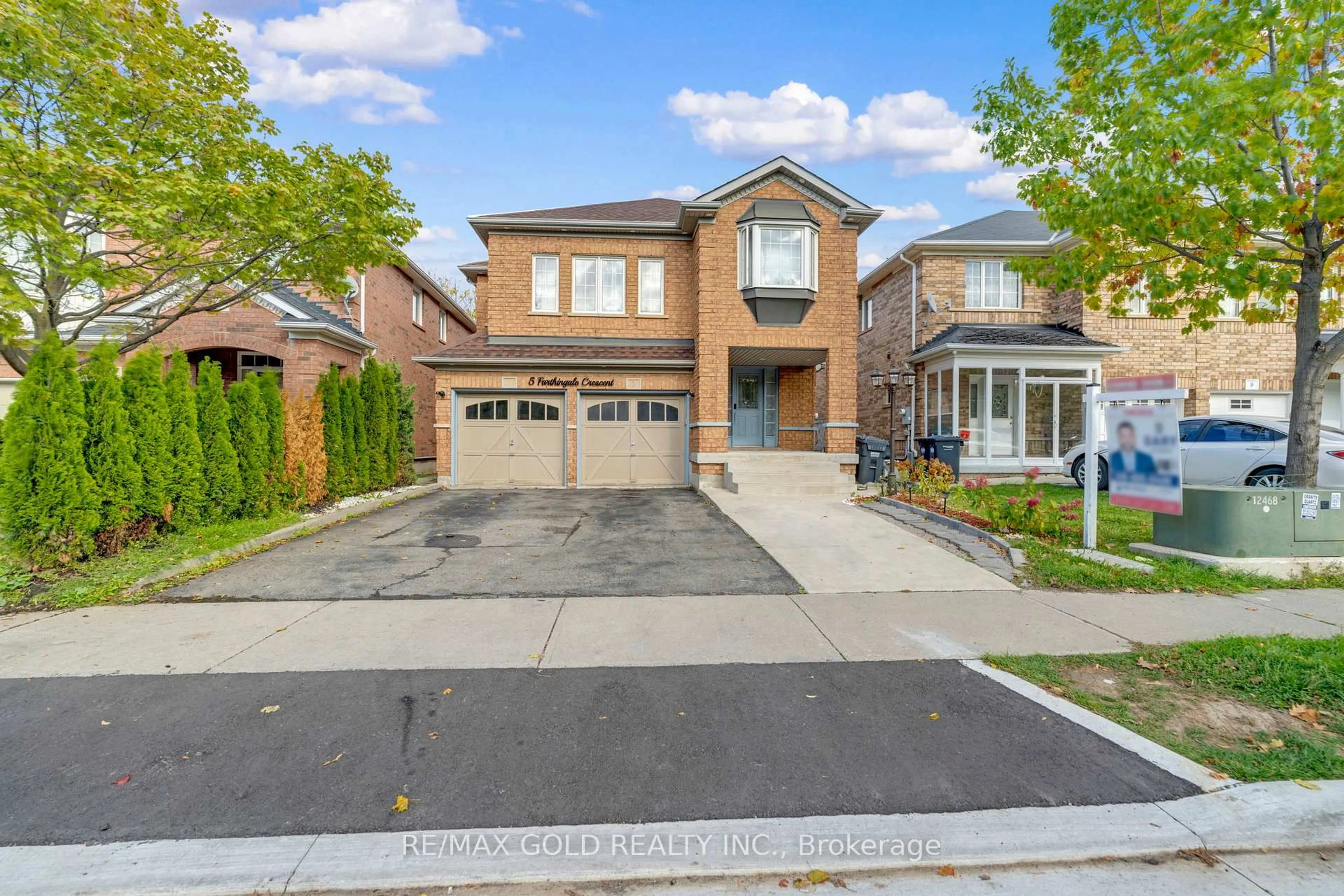 Home with brick exterior material, street for 5 Farthingale Cres, Brampton Ontario L7A 1R3