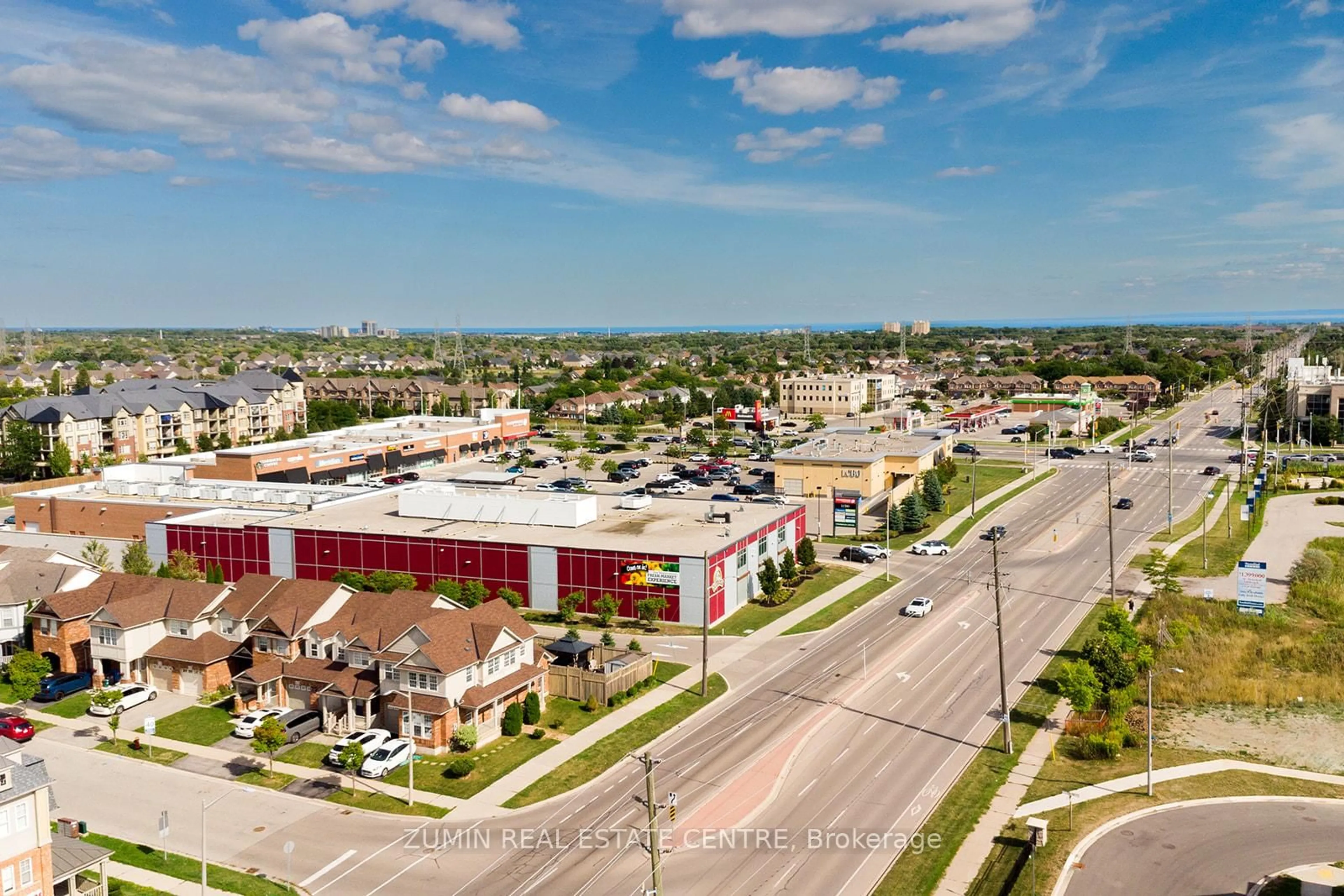 A pic from outside/outdoor area/front of a property/back of a property/a pic from drone, street for 3114 Michelangelo Rd, Burlington Ontario L7M 0Z7