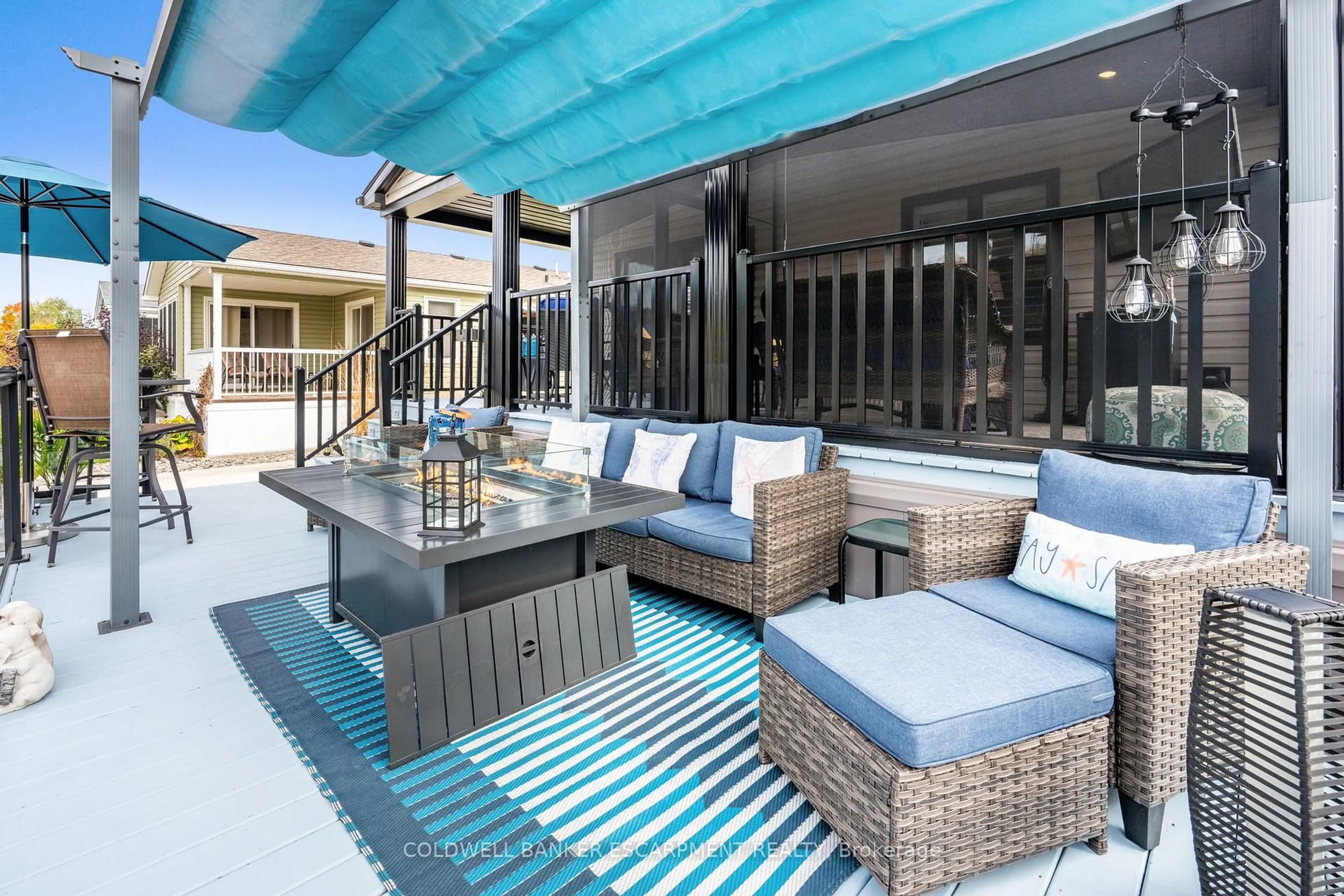 Patio, unknown for 4449 Milburough Line #8 Hill, Burlington Ontario L7P 0C5