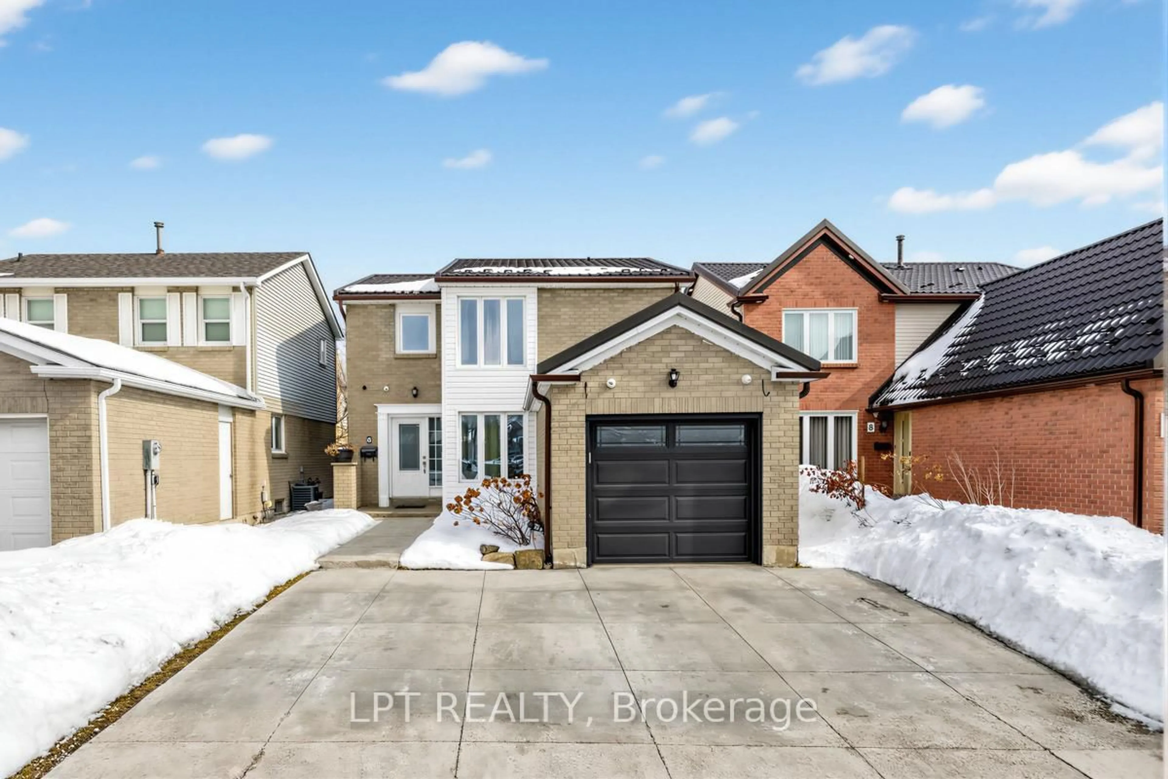 Unknown for 6 Nutmeg St, Brampton Ontario L6S 4A8