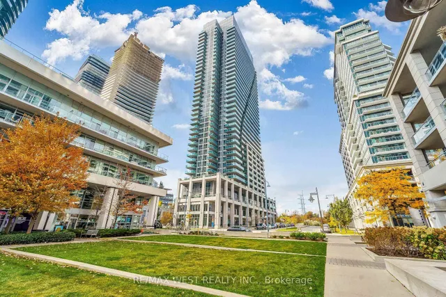 16 Brookers Lane #217, Toronto 3
