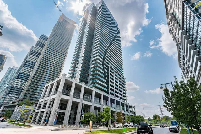 16 Brookers Lane #217, Toronto 5