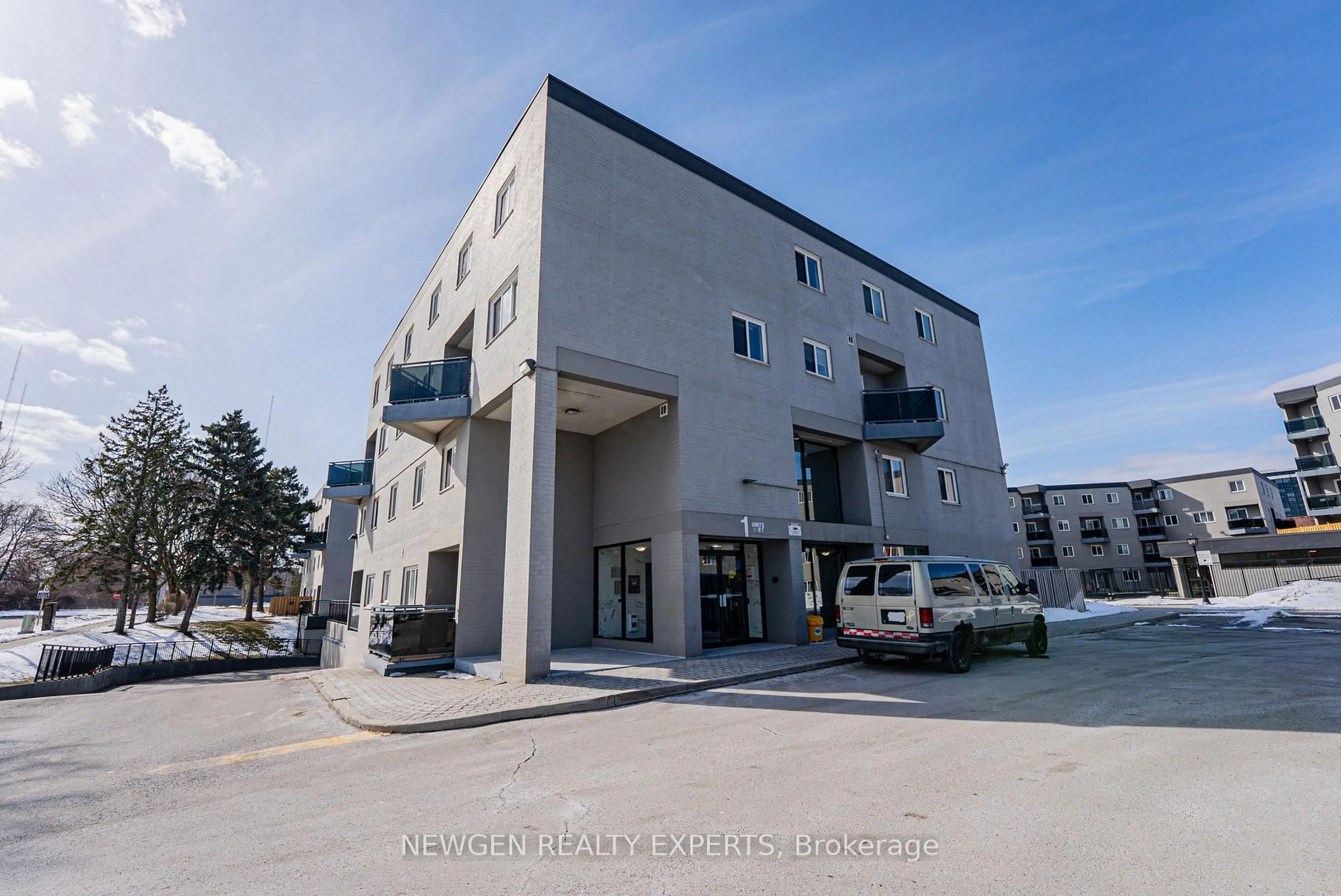 Unknown for 2001 Bonnymede Dr #88, Mississauga Ontario L5J 4H8