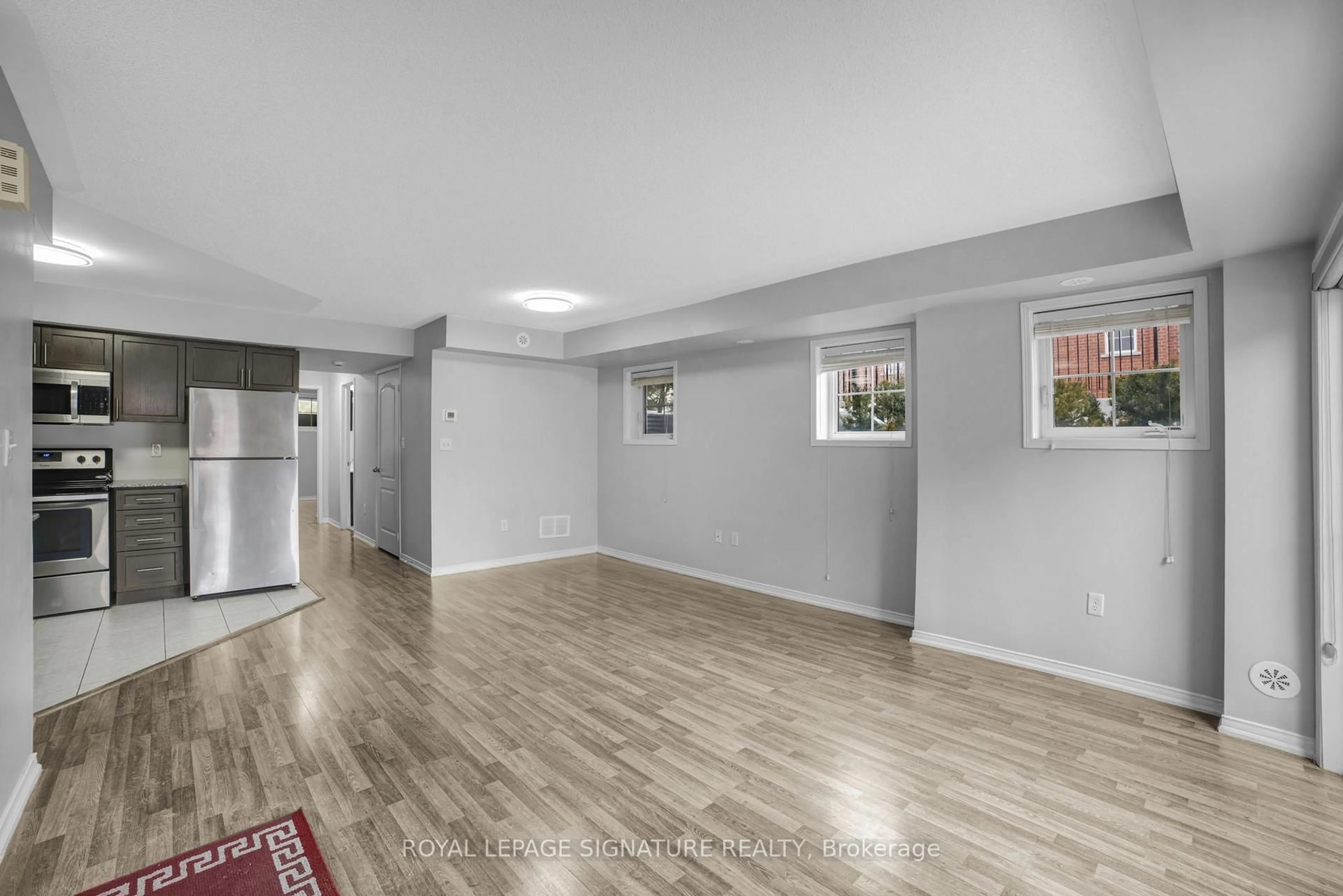 A pic of a room for 2492 Post Rd #19, Oakville Ontario L6H 0G6