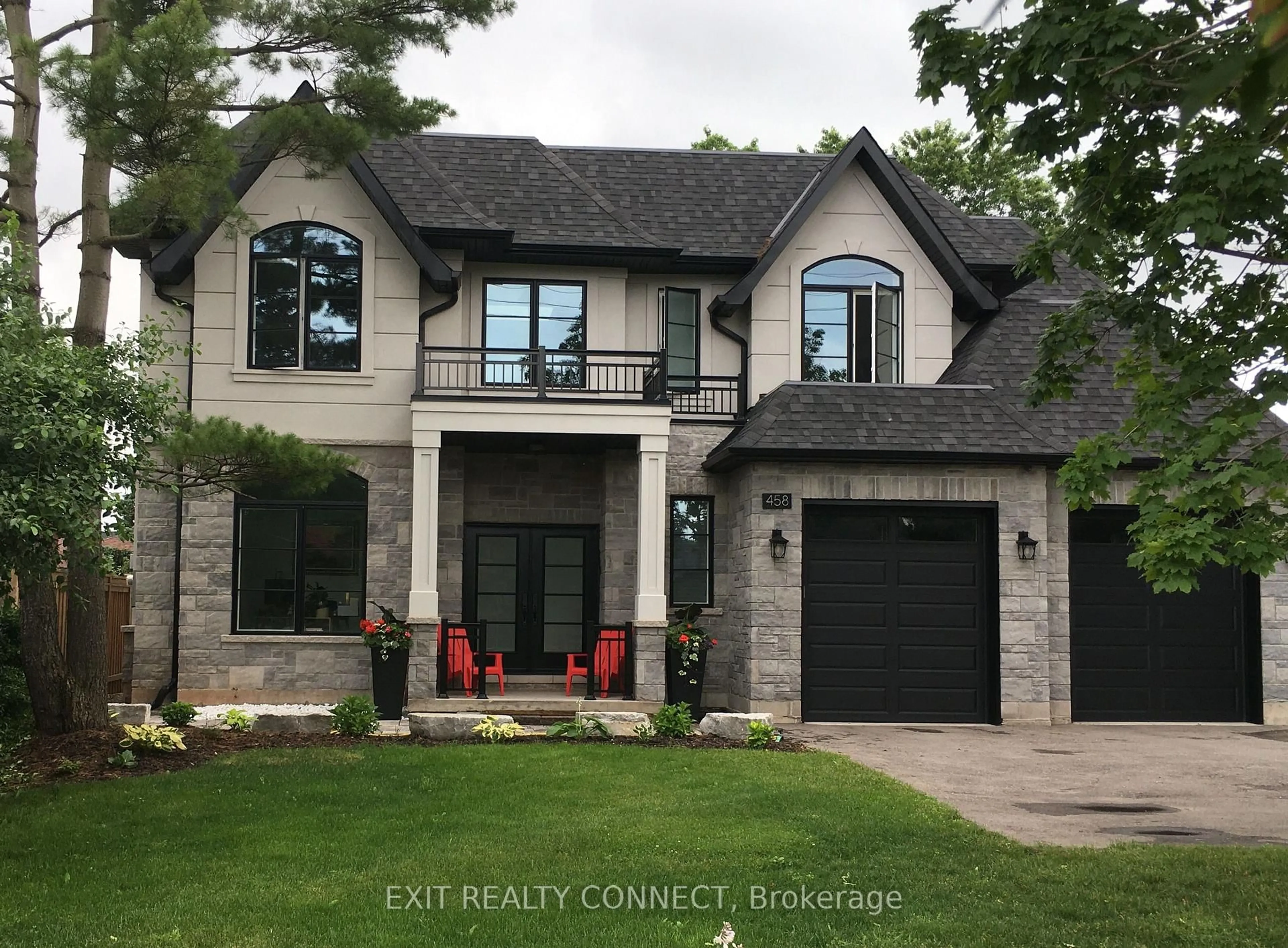 Home with brick exterior material, street for 458 Third Line, Oakville Ontario L6L 4A5
