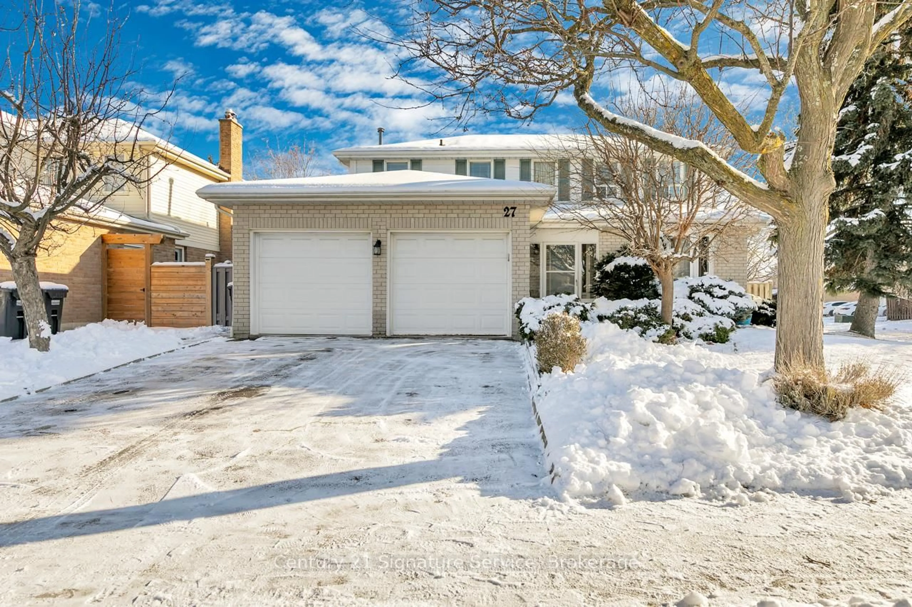 Unknown for 27 Northampton St, Brampton Ontario L6S 3Y6