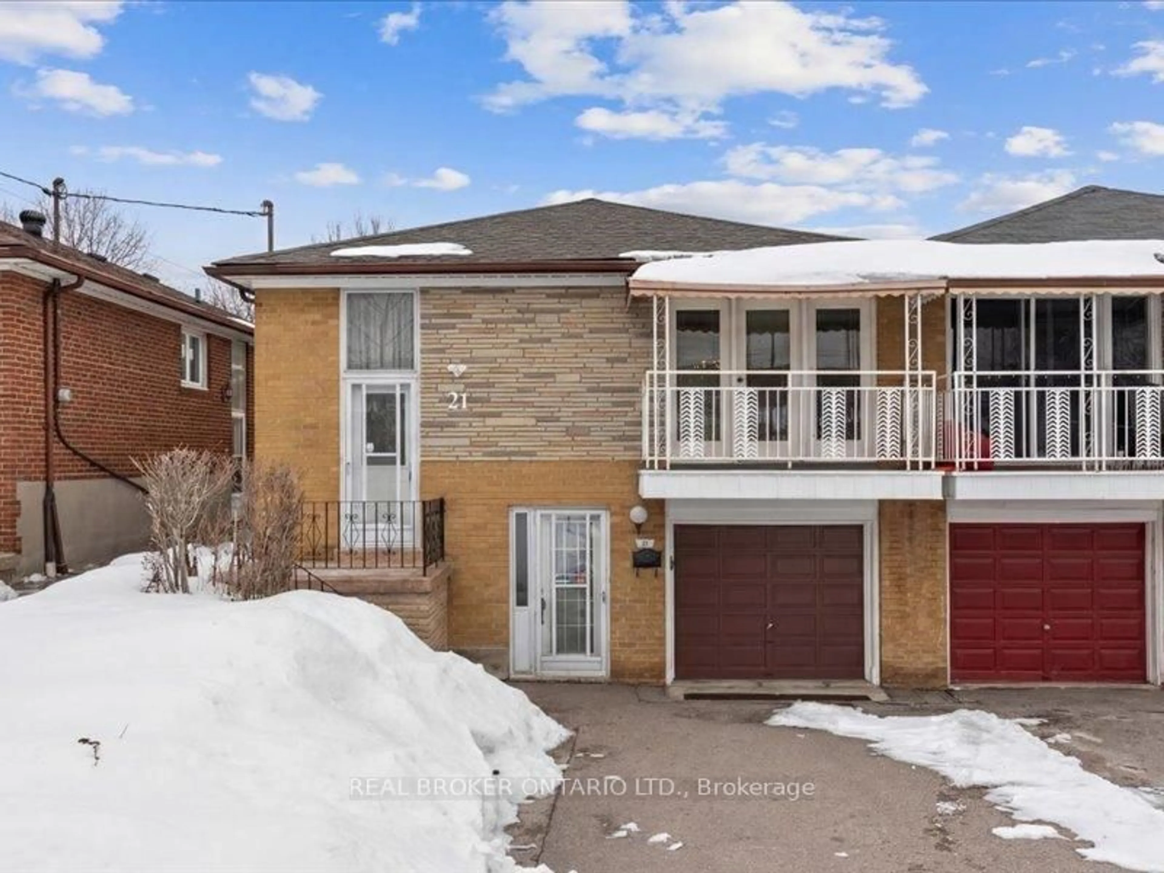 Home with brick exterior material, street for 21 Hoover Cres, Toronto Ontario M3N 1P4