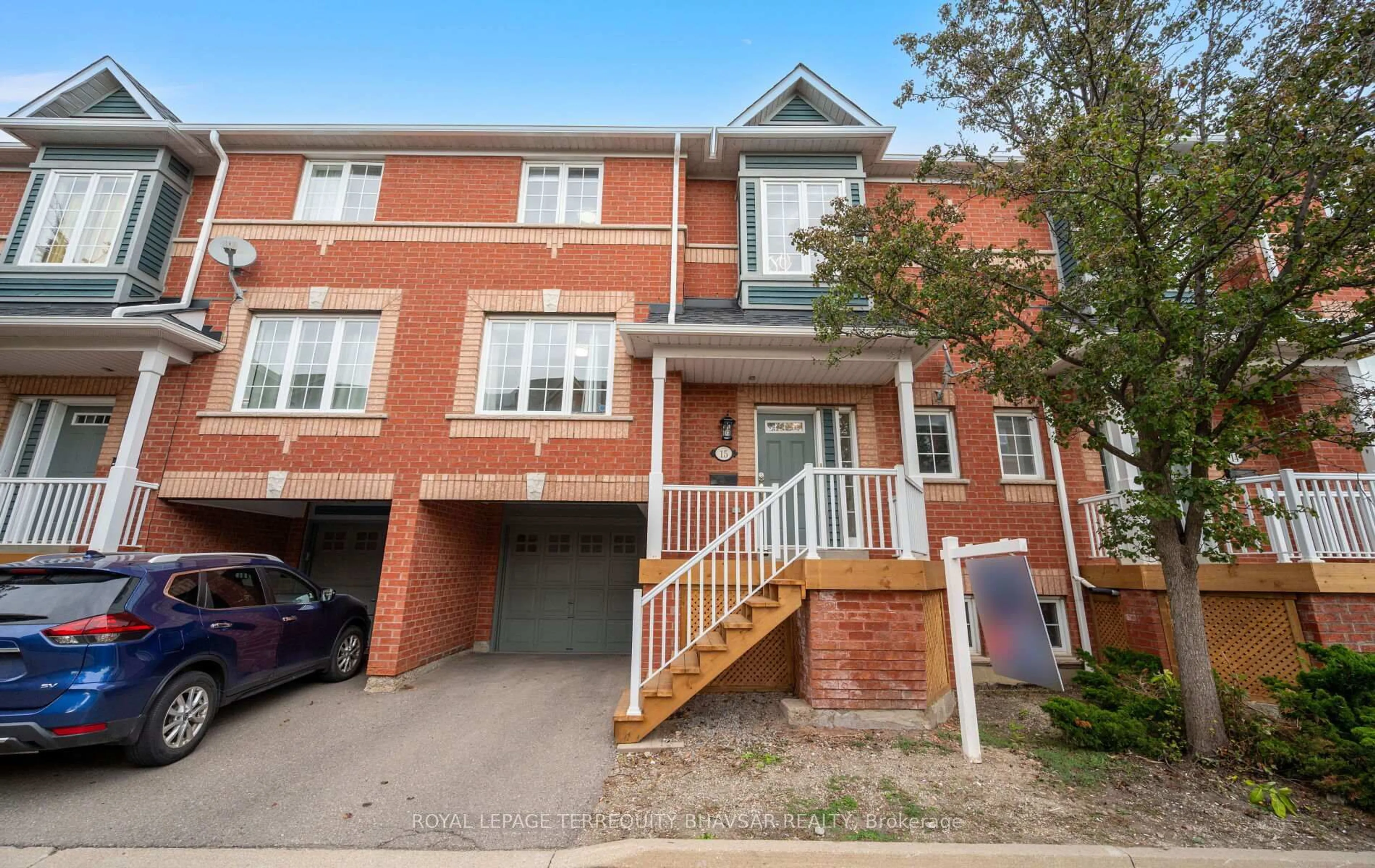 Home with brick exterior material, street for 5031 East Mill Rd #15, Mississauga Ontario L5V 2M5