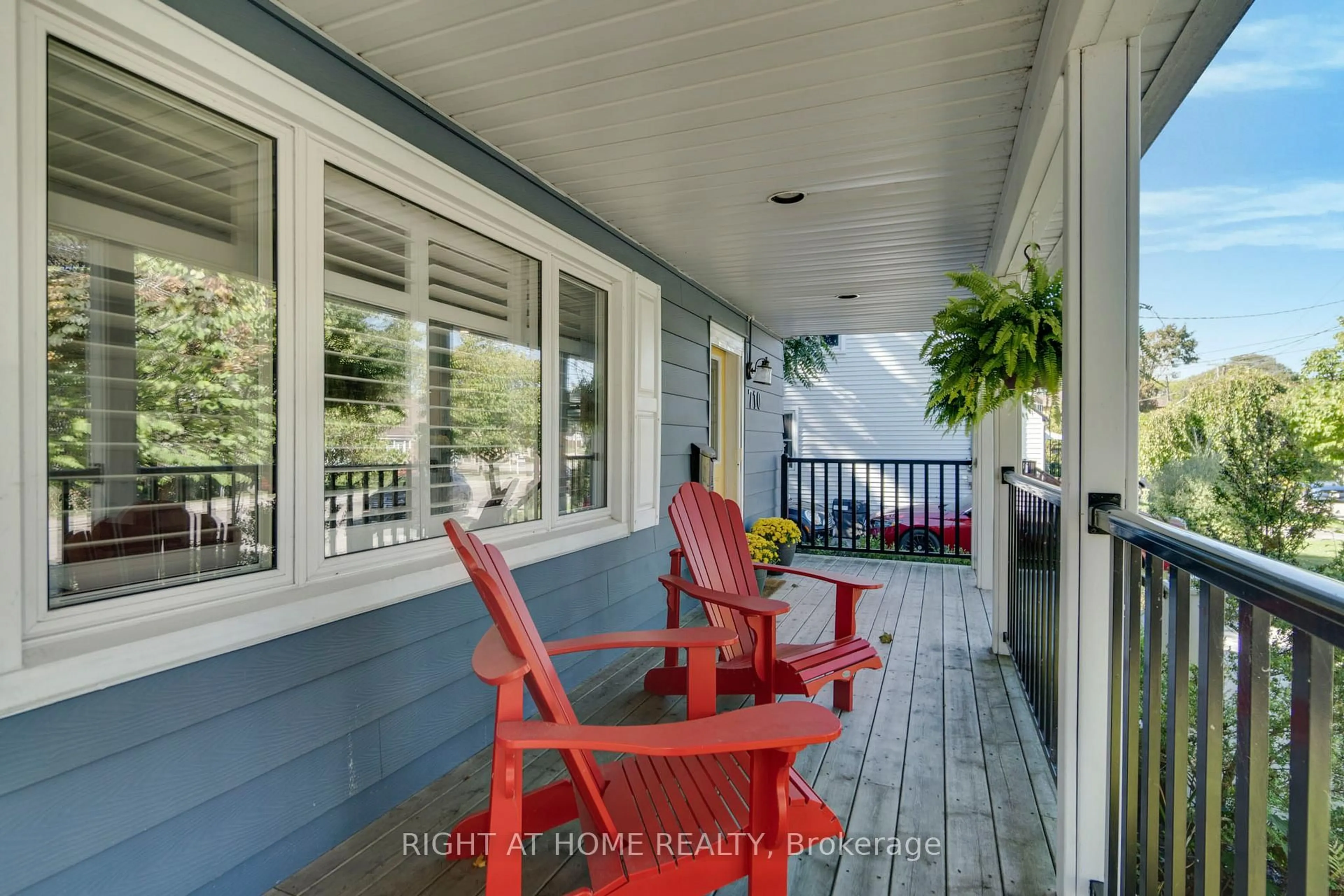 Patio, water/lake/river/ocean view for 710 Hager Ave, Burlington Ontario L7S 1R1