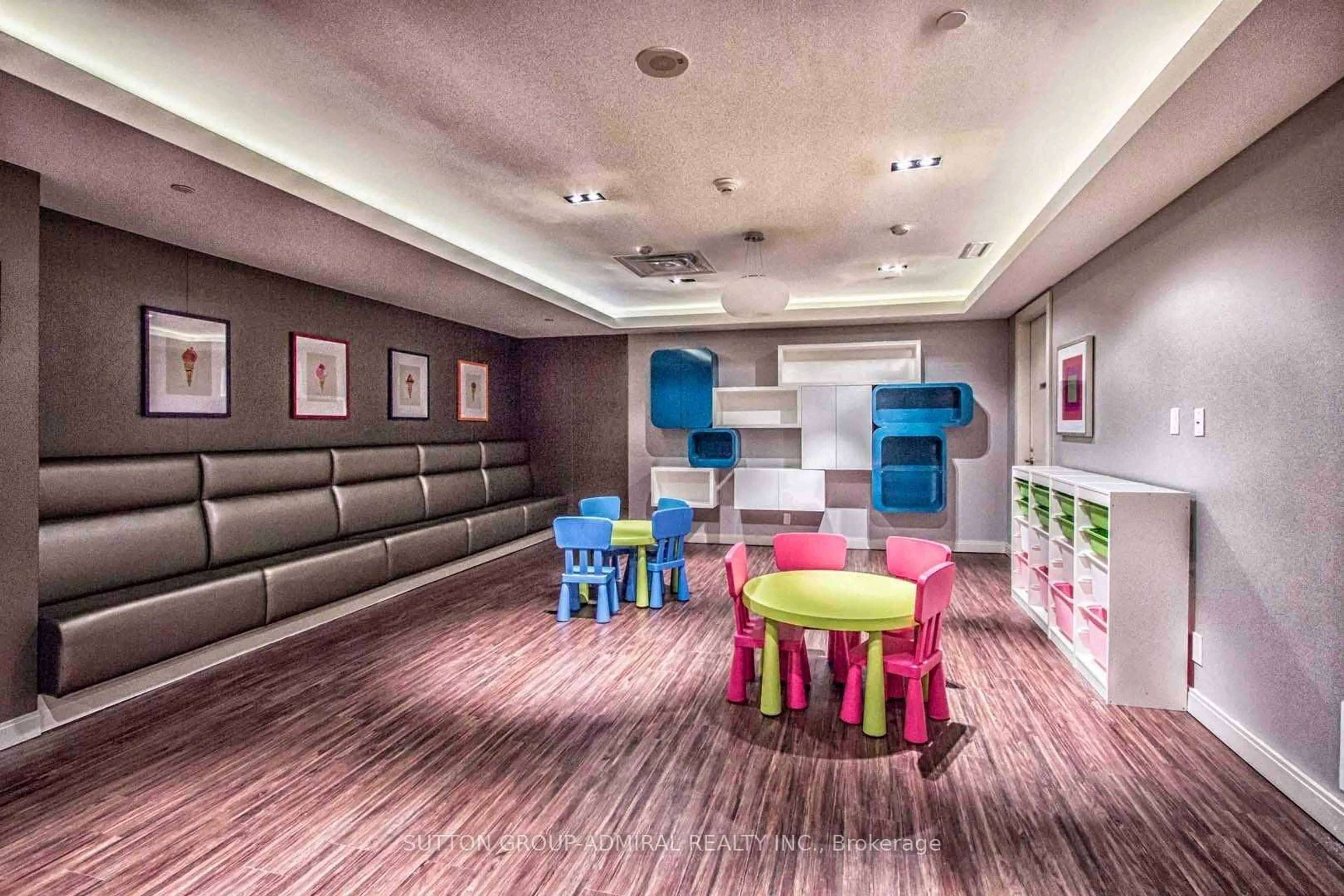 Unknown for 9 Valhalla Inn Rd #1511, Toronto Ontario M9B 0B2