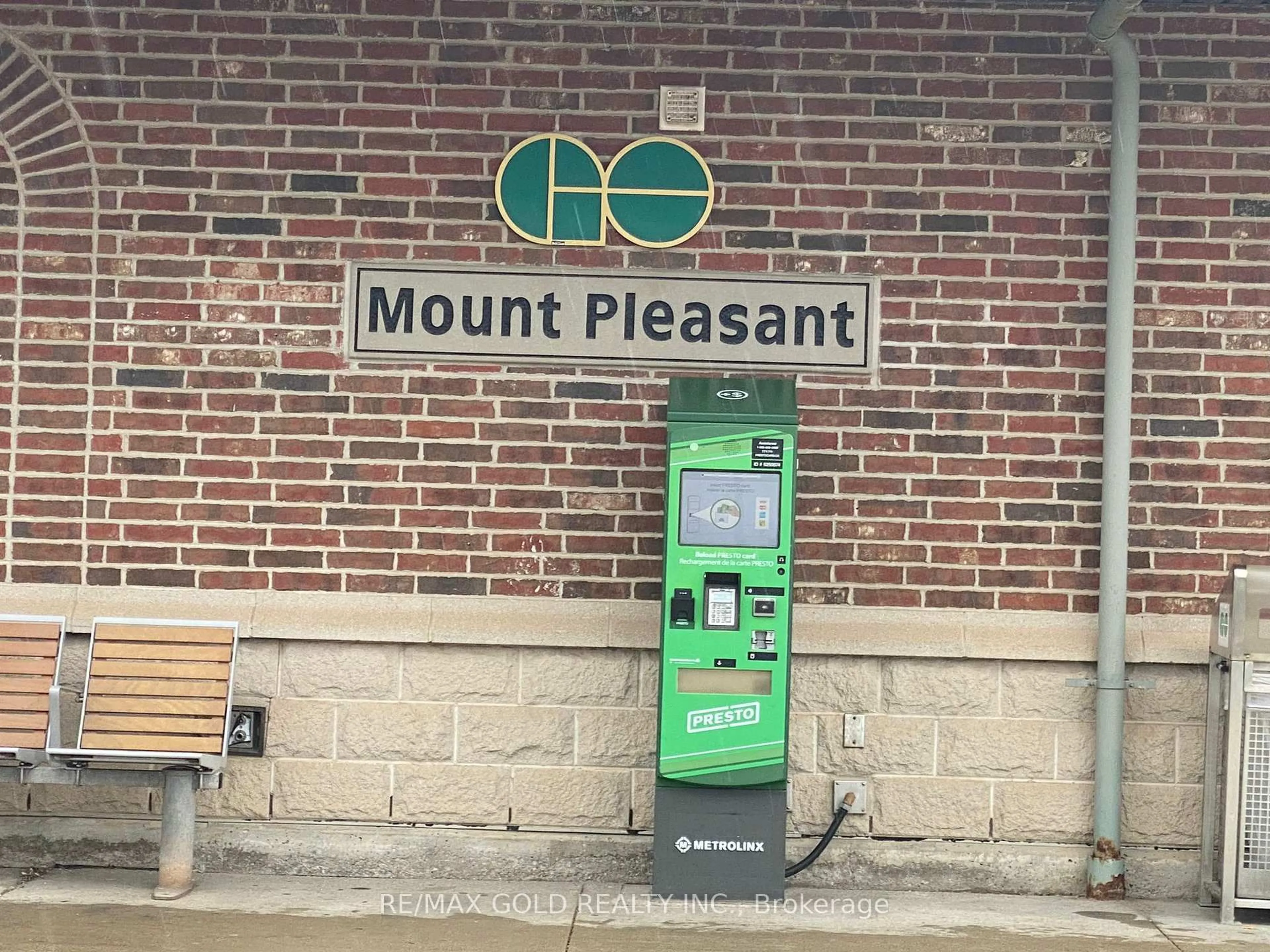 Parking for 10 Lagerfeld Dr #301, Brampton Ontario L7A 5L3