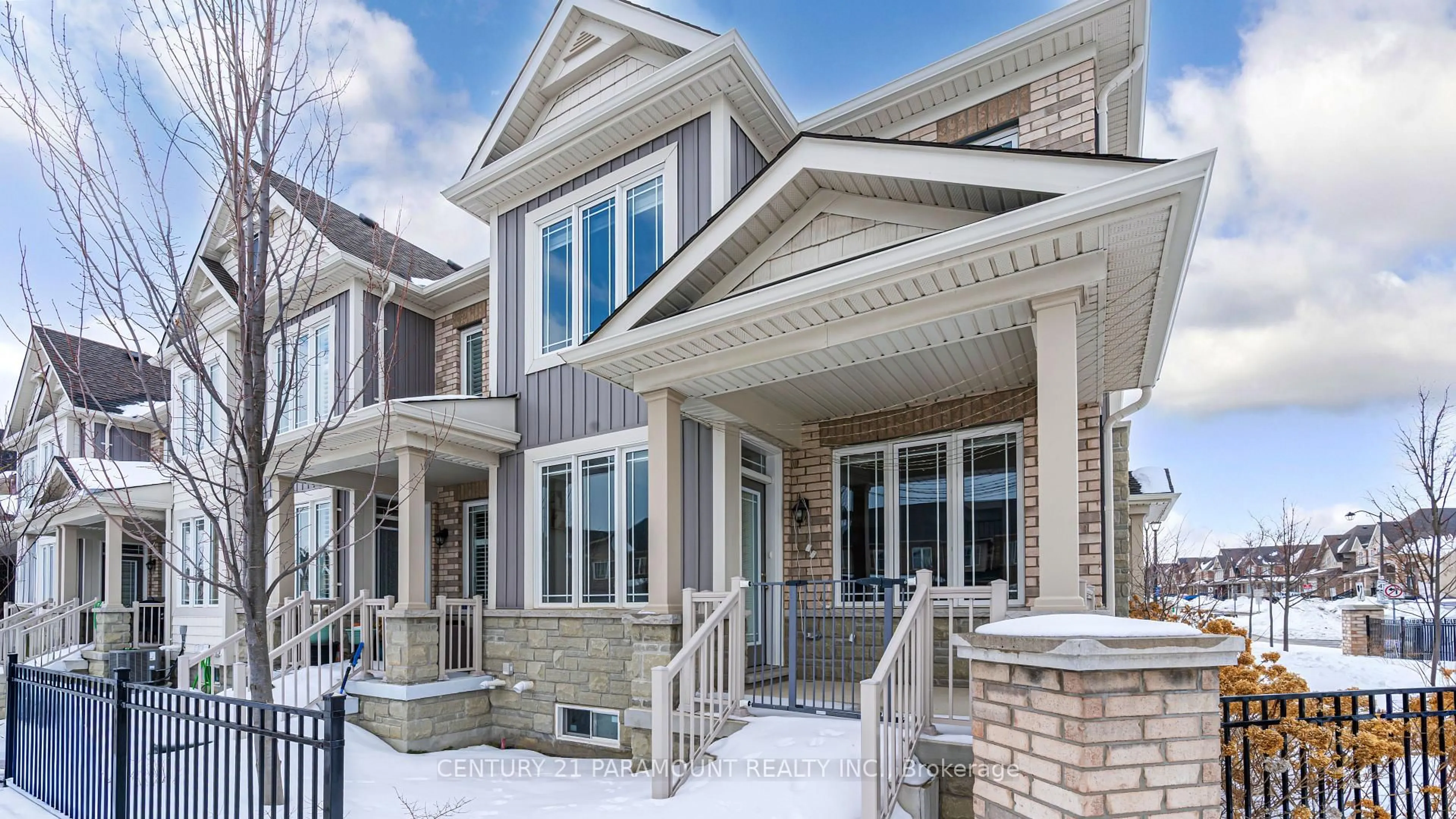 Home with brick exterior material, street for 1 Dawn Lane, Caledon Ontario L7C 4H2