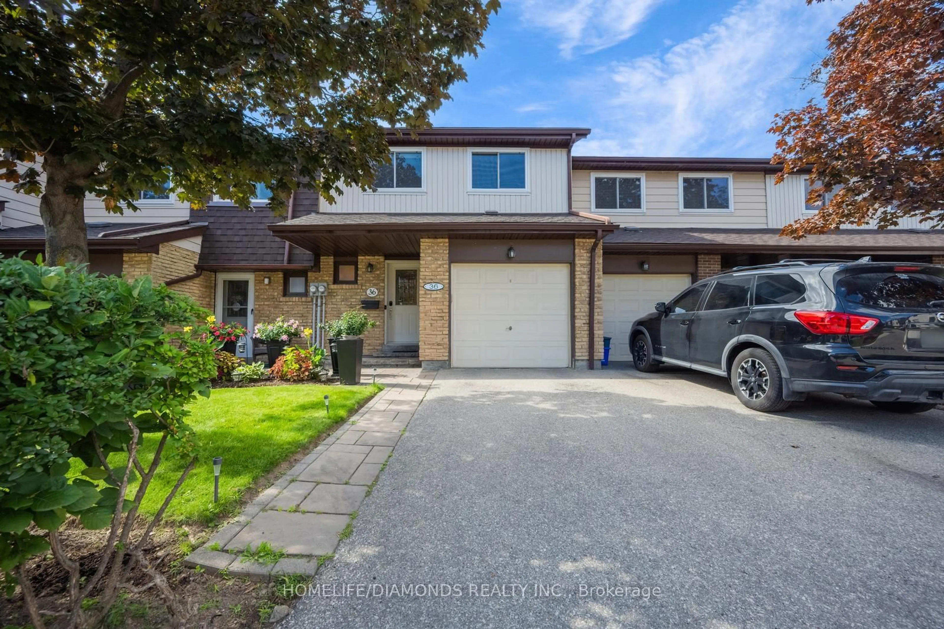 A pic from outside/outdoor area/front of a property/back of a property/a pic from drone, street for 481 PITFIELD Rd #36, Milton Ontario L9T 3J5