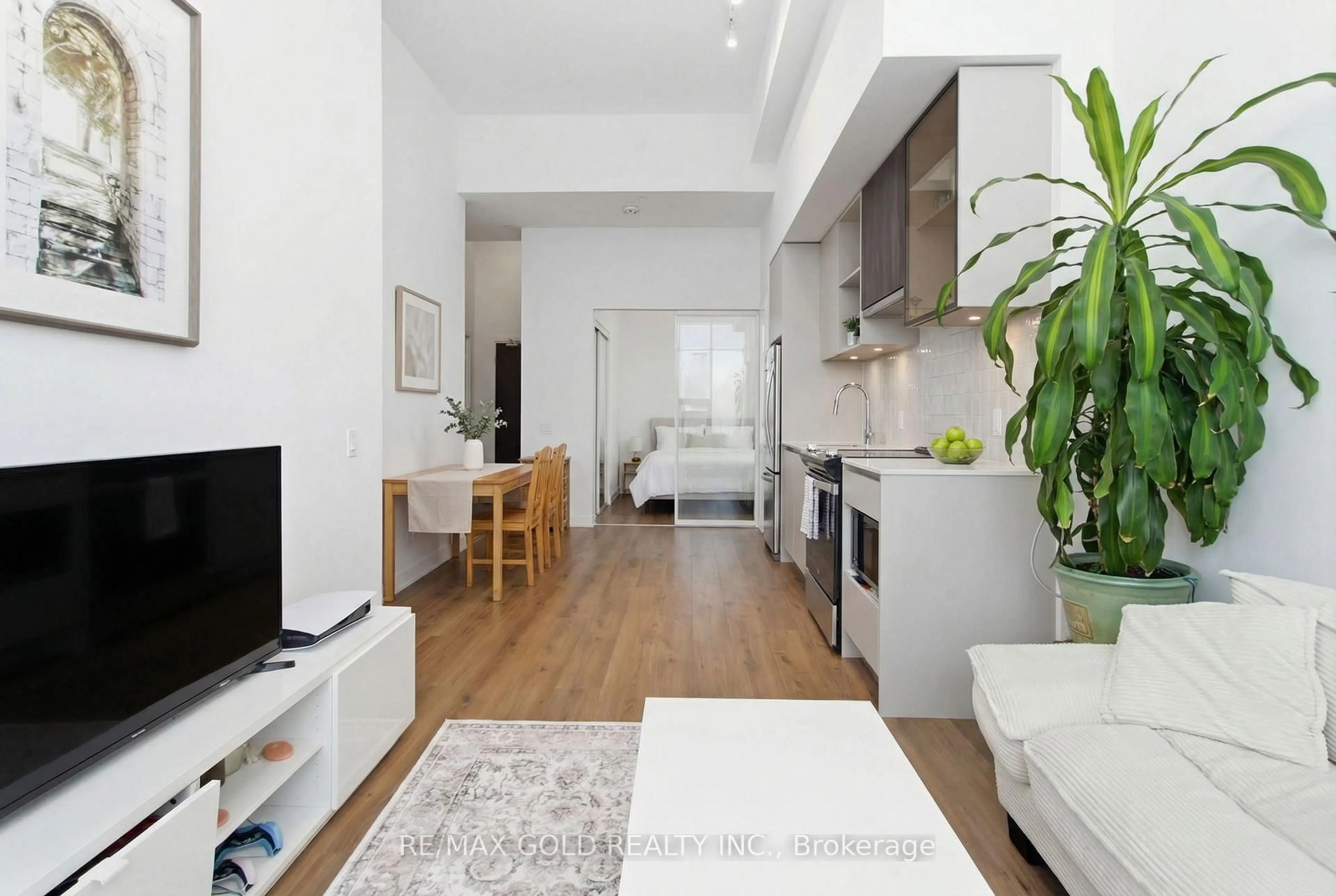 Unknown for 395 Dundas St #117, Oakville Ontario L6M 5R8