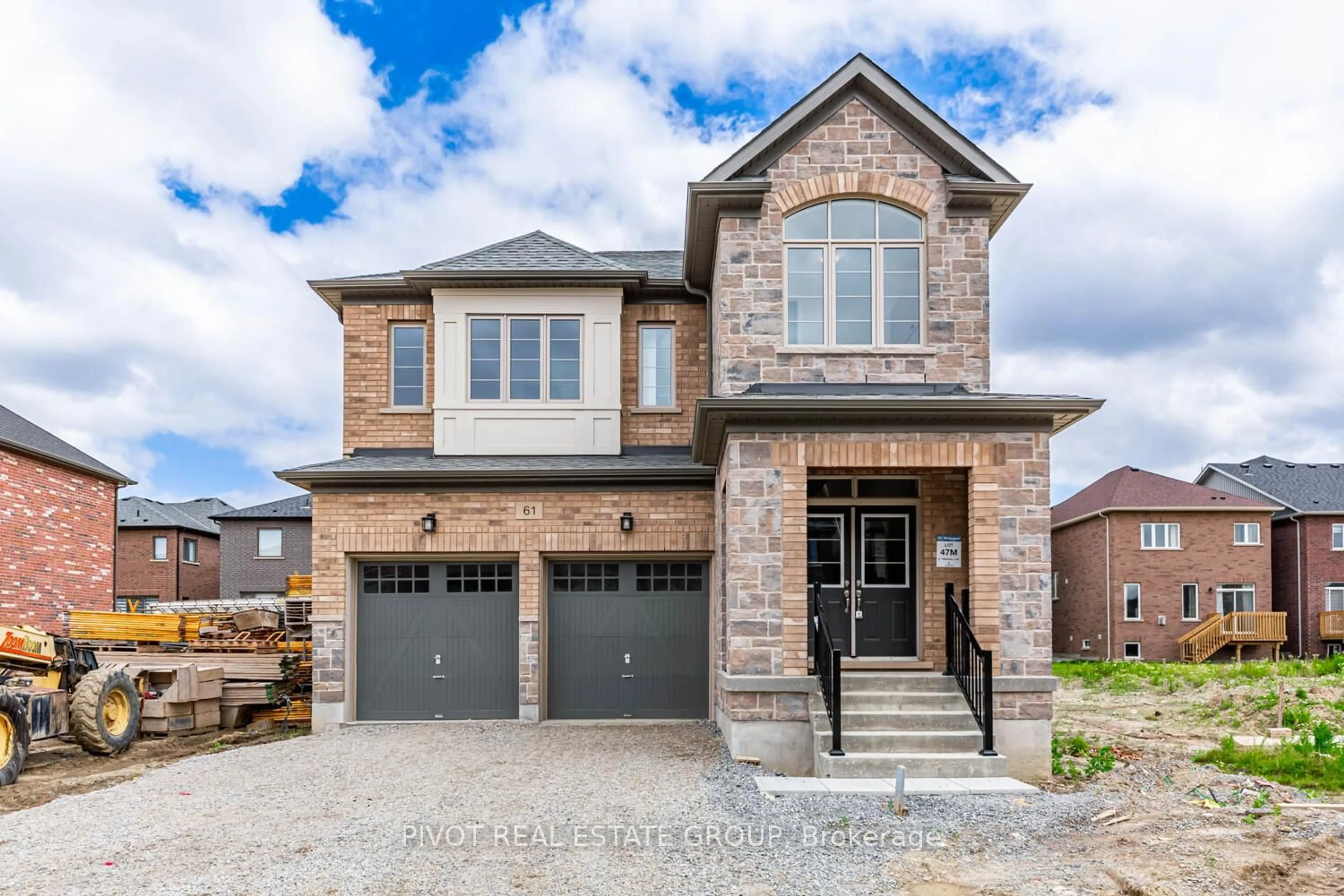 Home with brick exterior material, street for 61 Tweedhill Ave, Caledon Ontario L7C 4K2