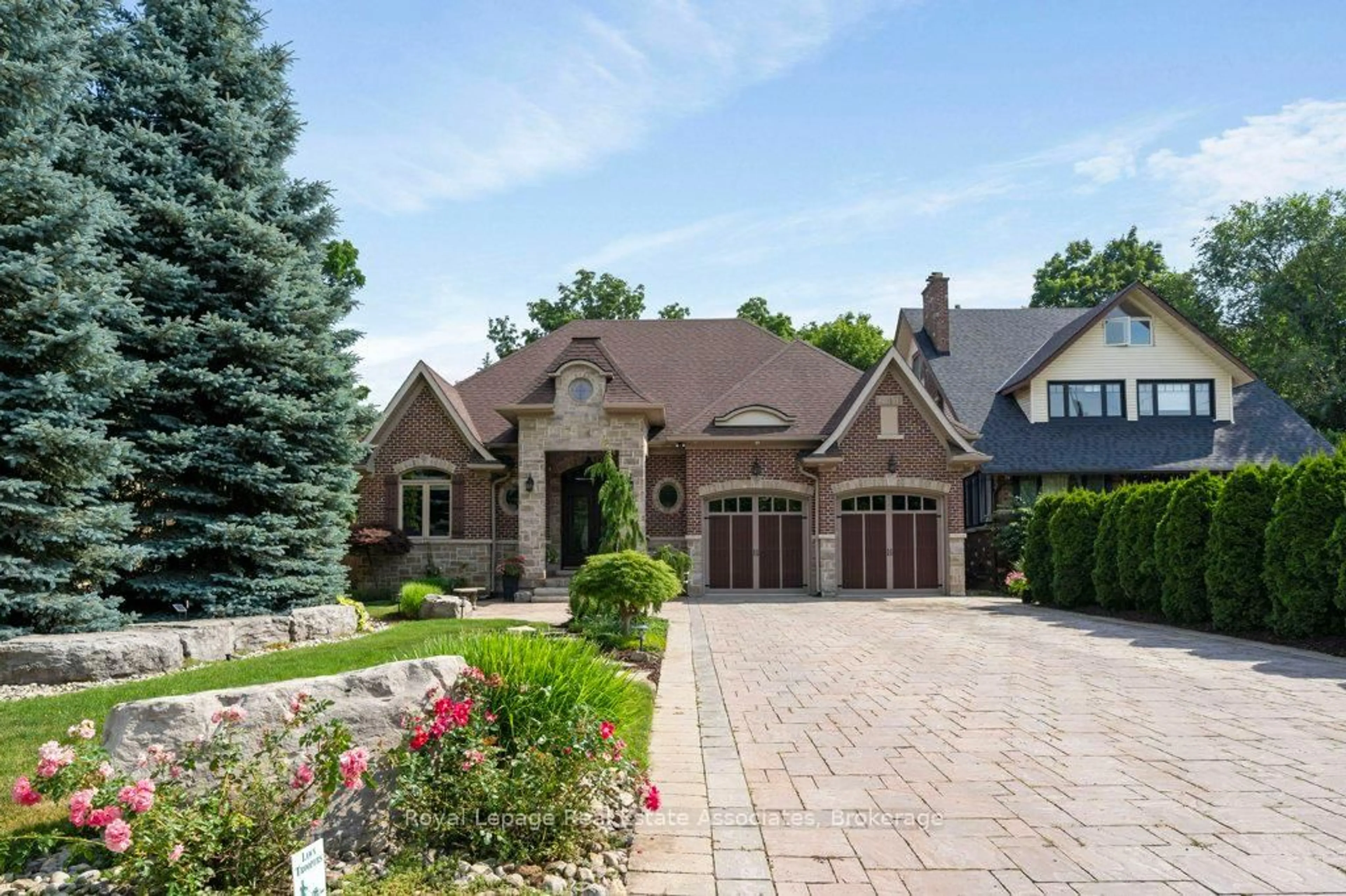 Home with brick exterior material, street for 46 Scott St, Brampton Ontario L6V 1S2