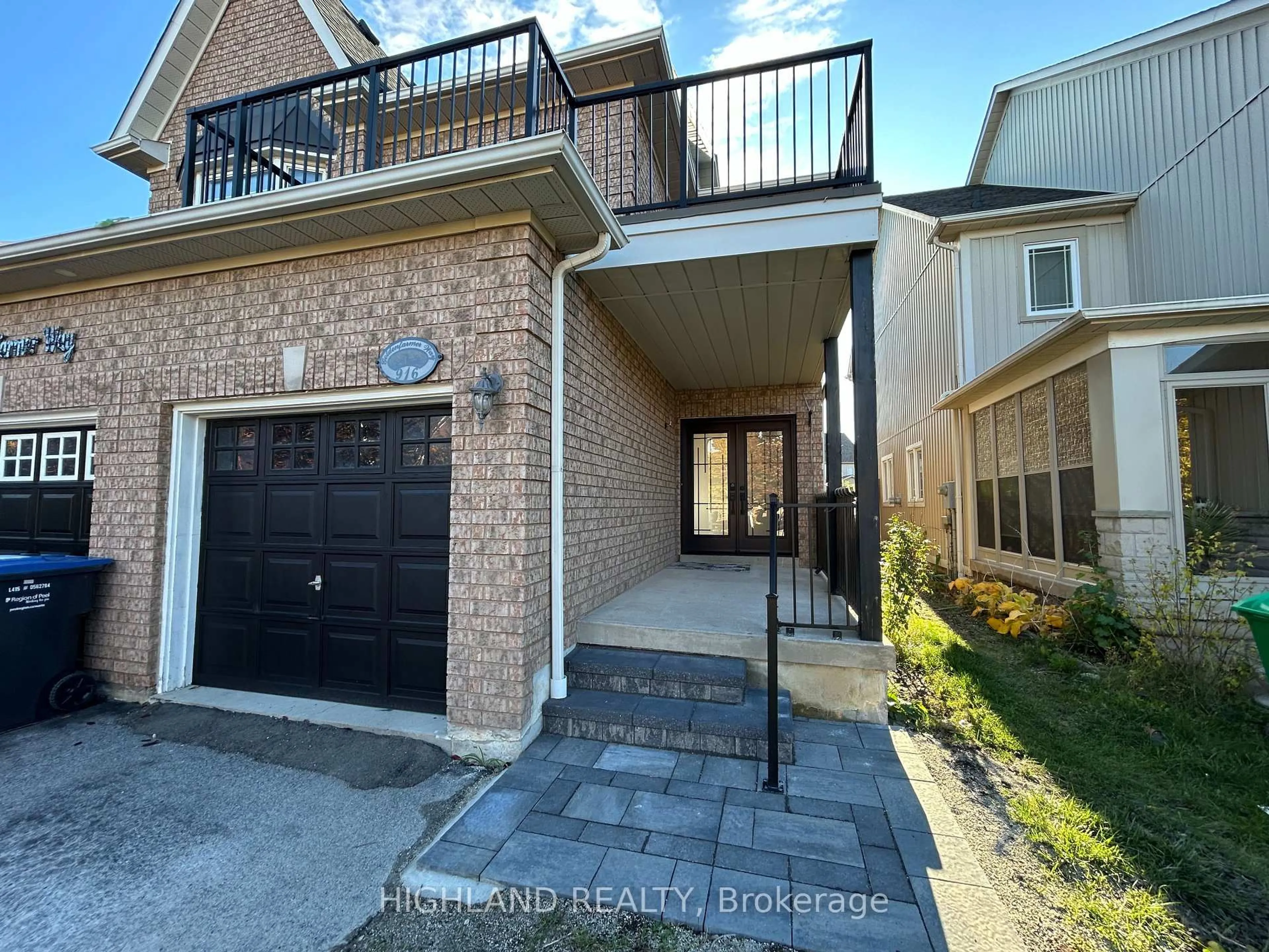 Unknown for 916 Golden Farmer Way, Mississauga Ontario L5W 1B4