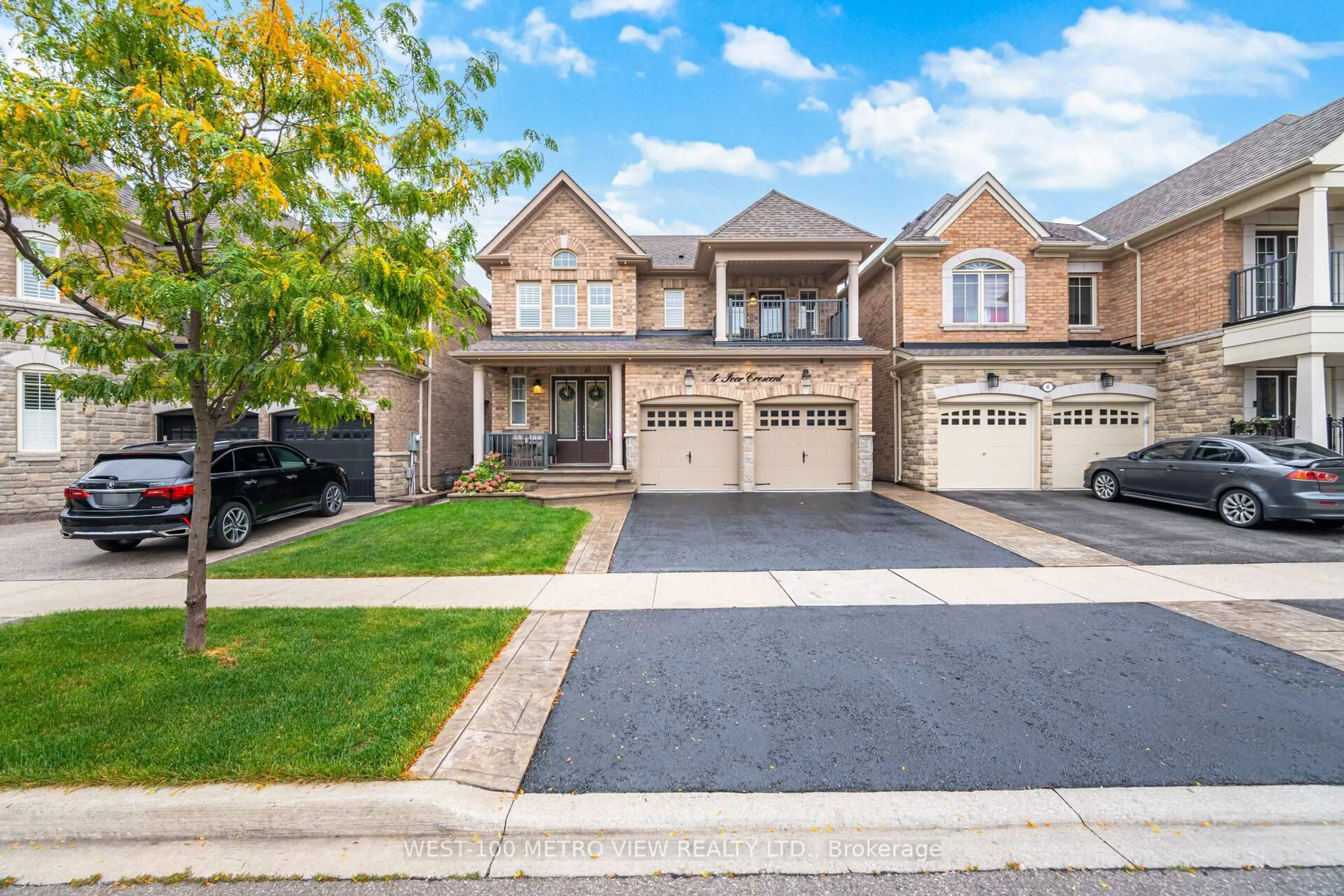 Home with brick exterior material, street for 4 Ivor Cres, Brampton Ontario L7A 4L5