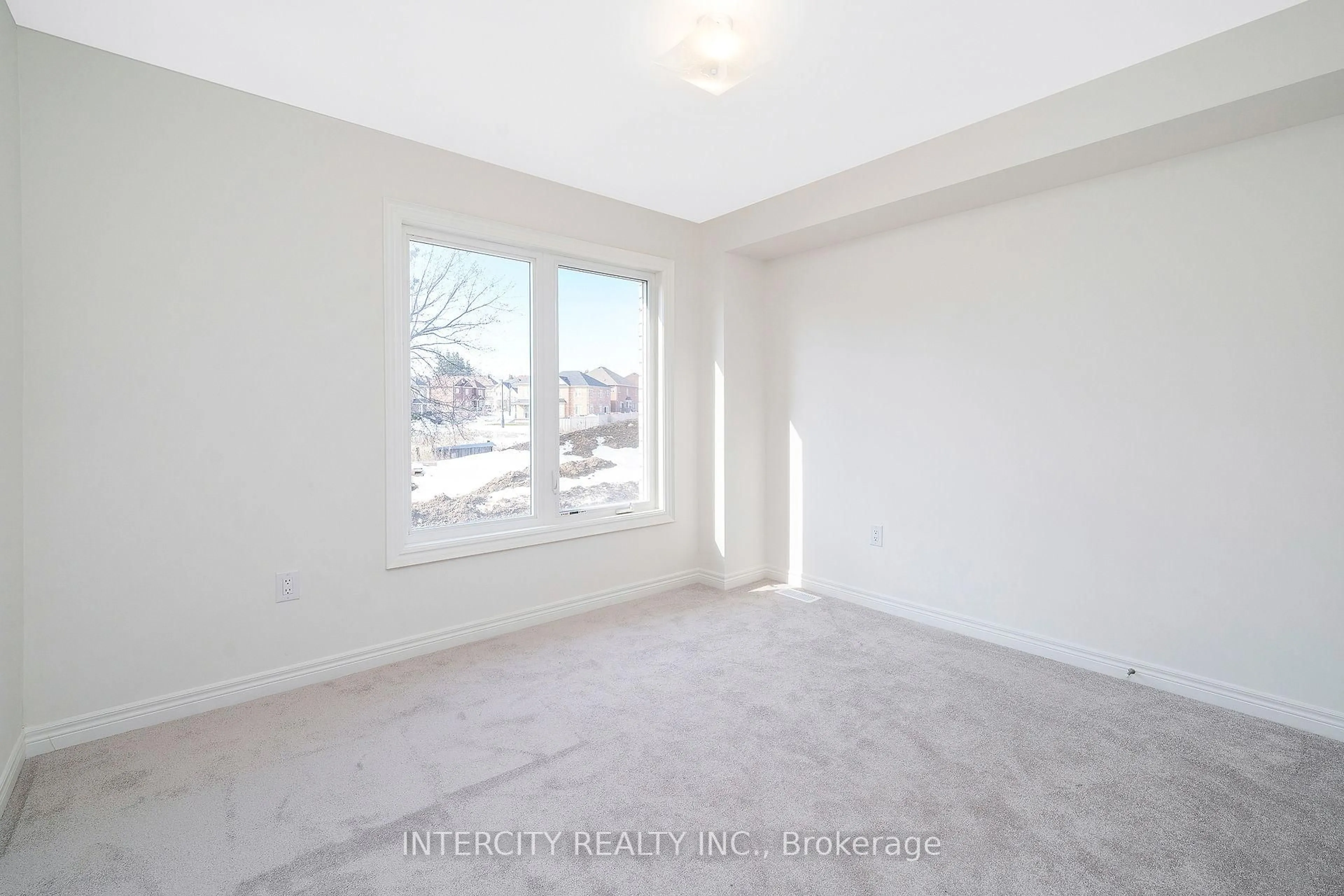 A pic of a room for 12 Queenpost Dr, Brampton Ontario L6Y 6L2