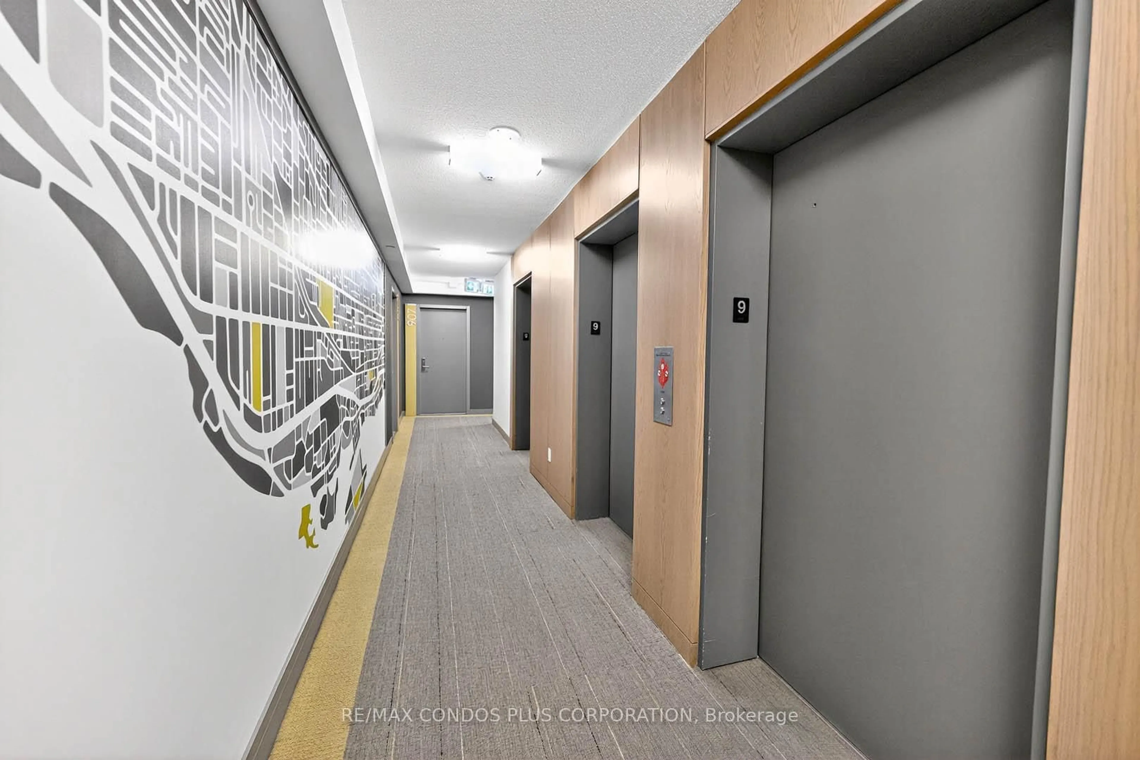 Indoor foyer for 20 Thomas Riley Rd #904, Toronto Ontario M9B 0C3