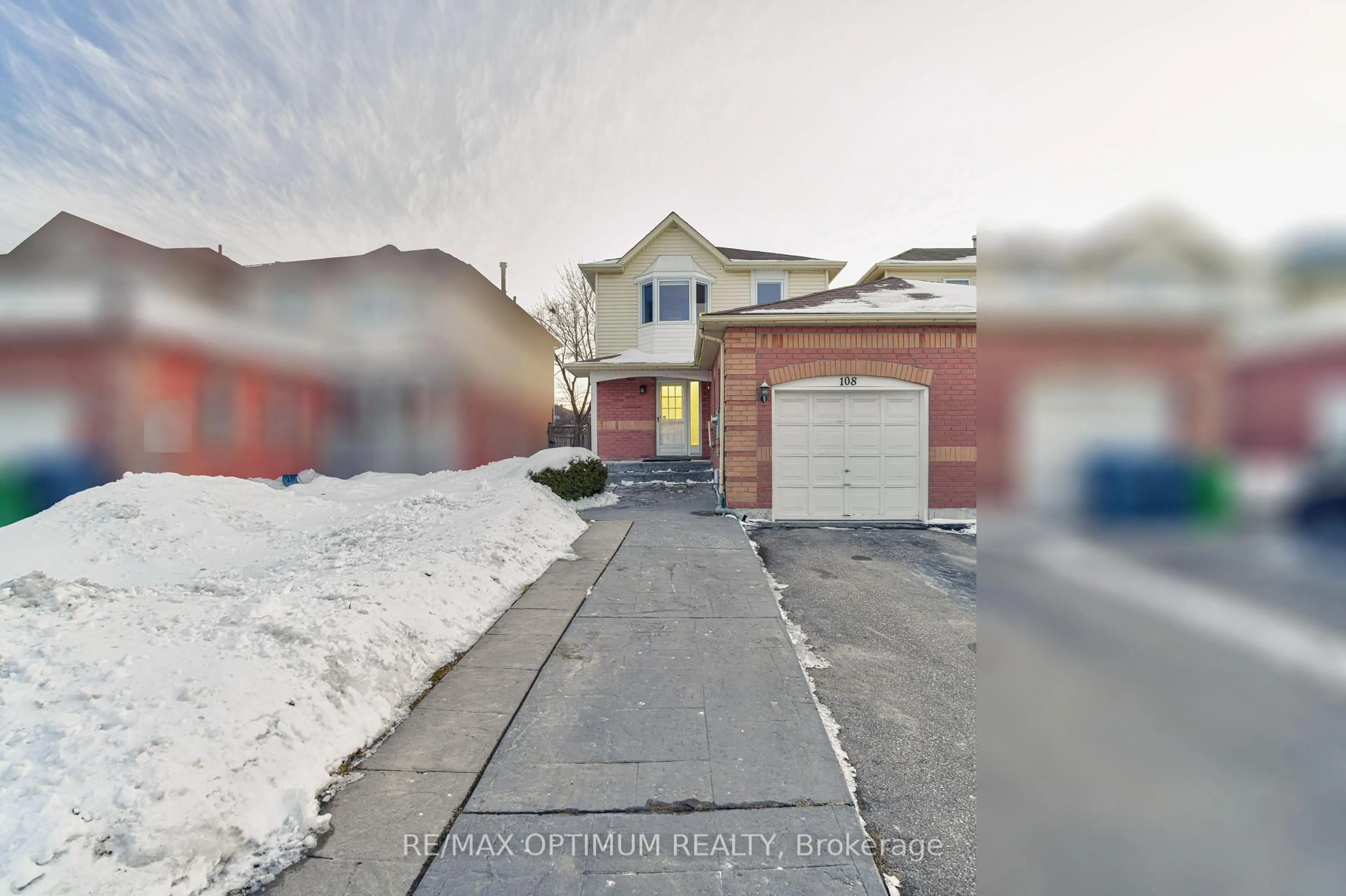 Blurry image for 108 Timberlane Dr, Brampton Ontario L6Y 4V7