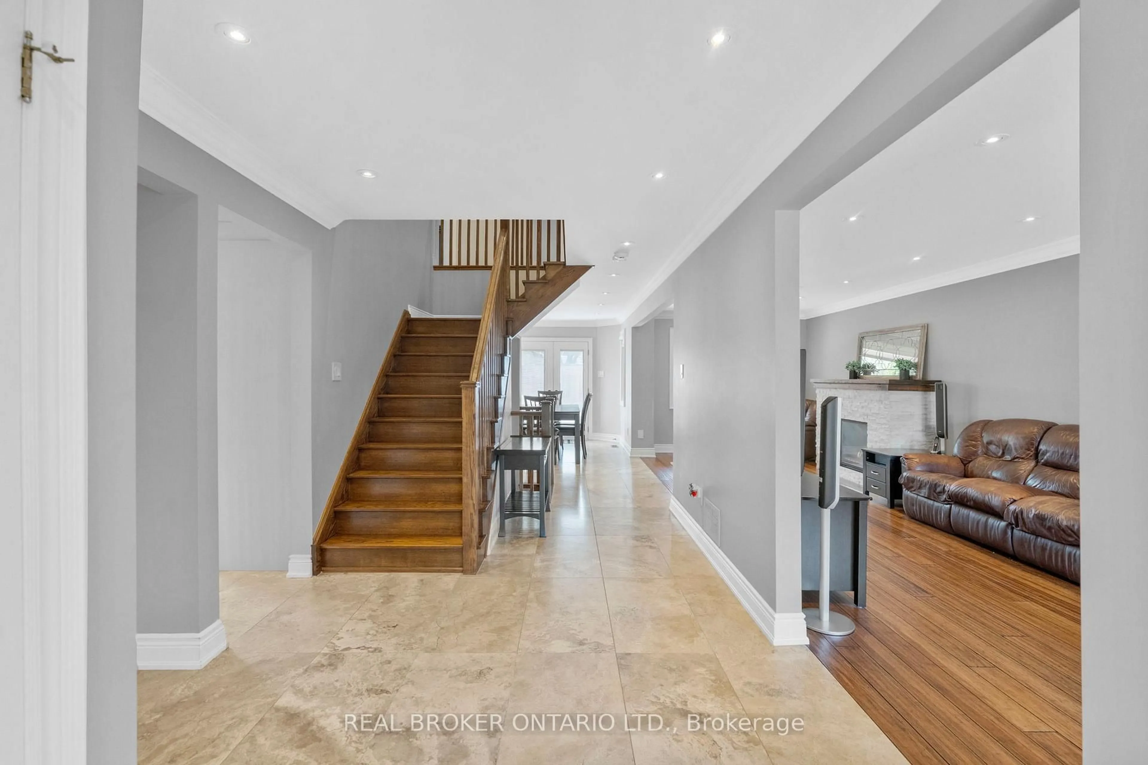 Unknown for 11 Fountainbridge Dr, Caledon Ontario L7E 1P6