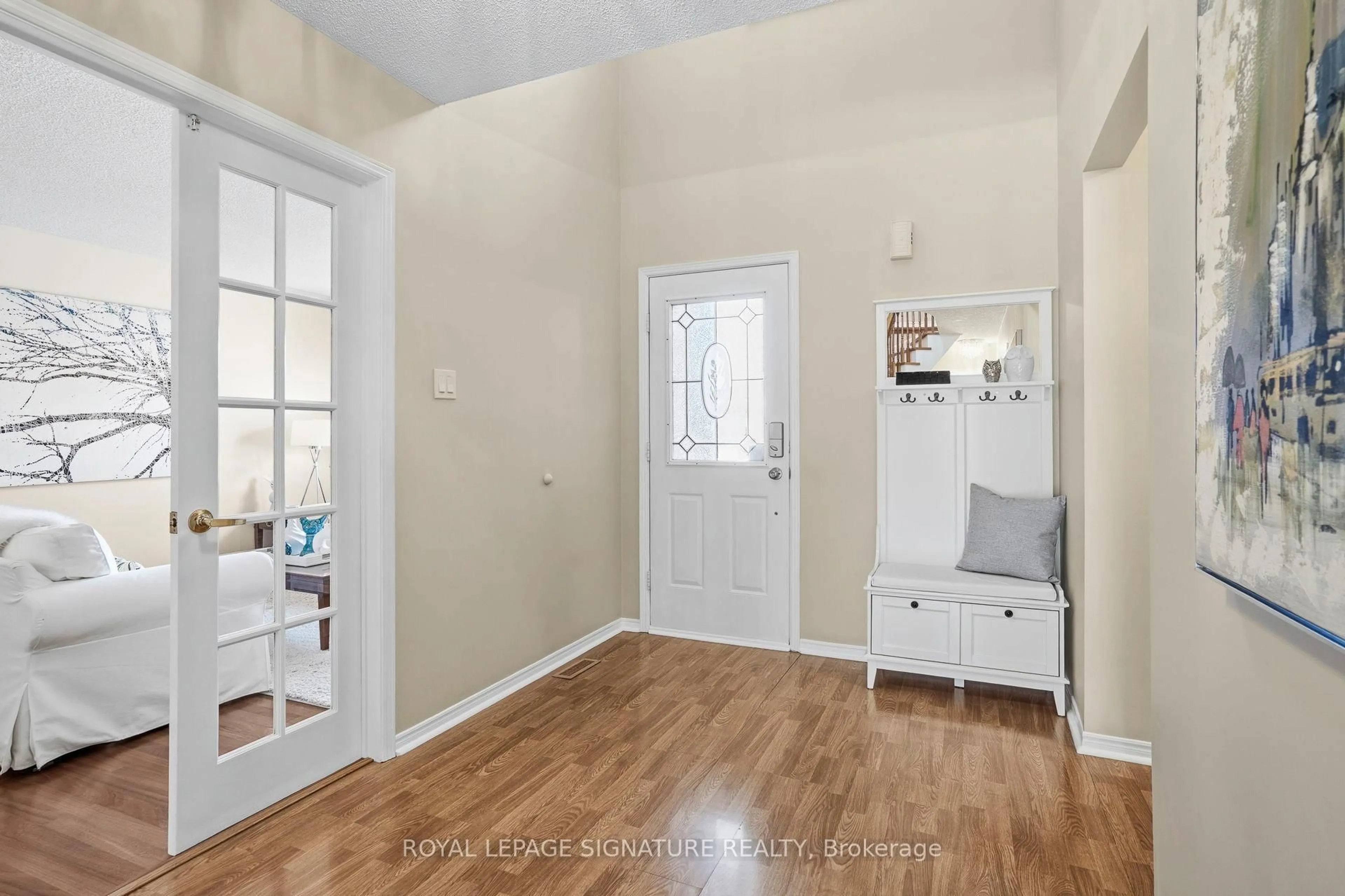 Indoor entryway for 18 Webster Way, Halton Hills Ontario L7G 5J7