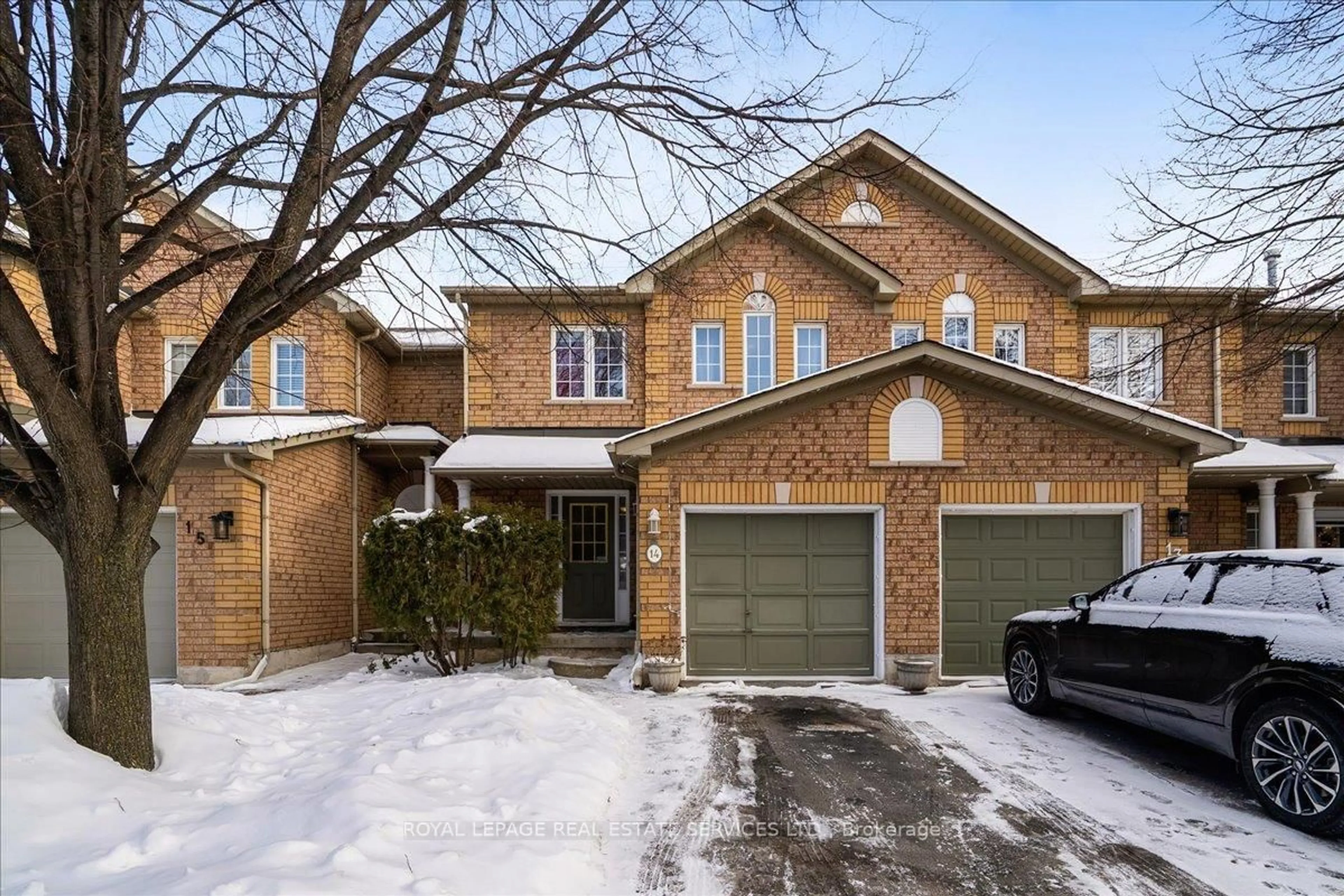 Home with brick exterior material, street for 2871 DARIEN Rd #14, Burlington Ontario L7M 4R6