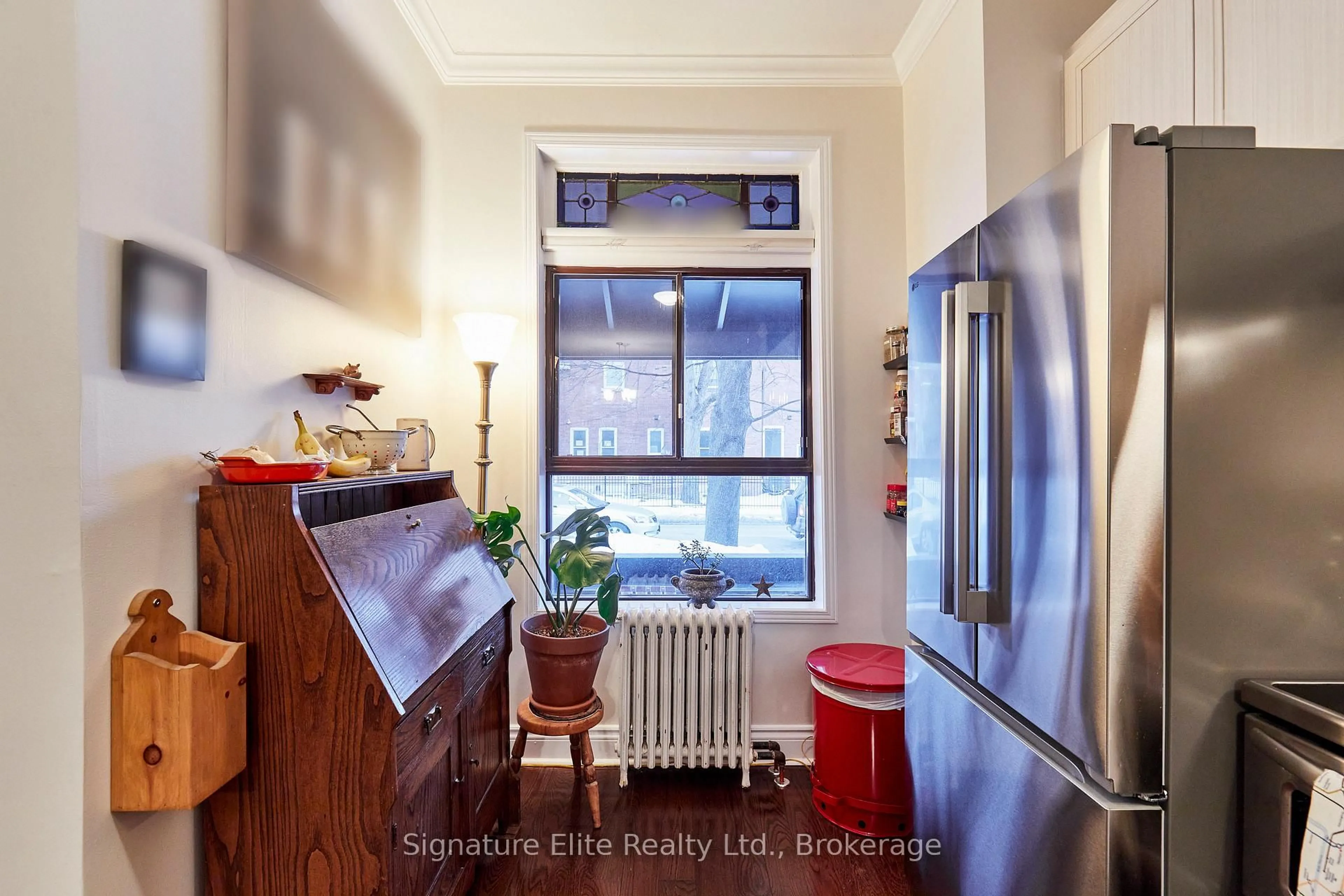 Unknown for 340 Pacific Ave, Toronto Ontario M6P 2R1