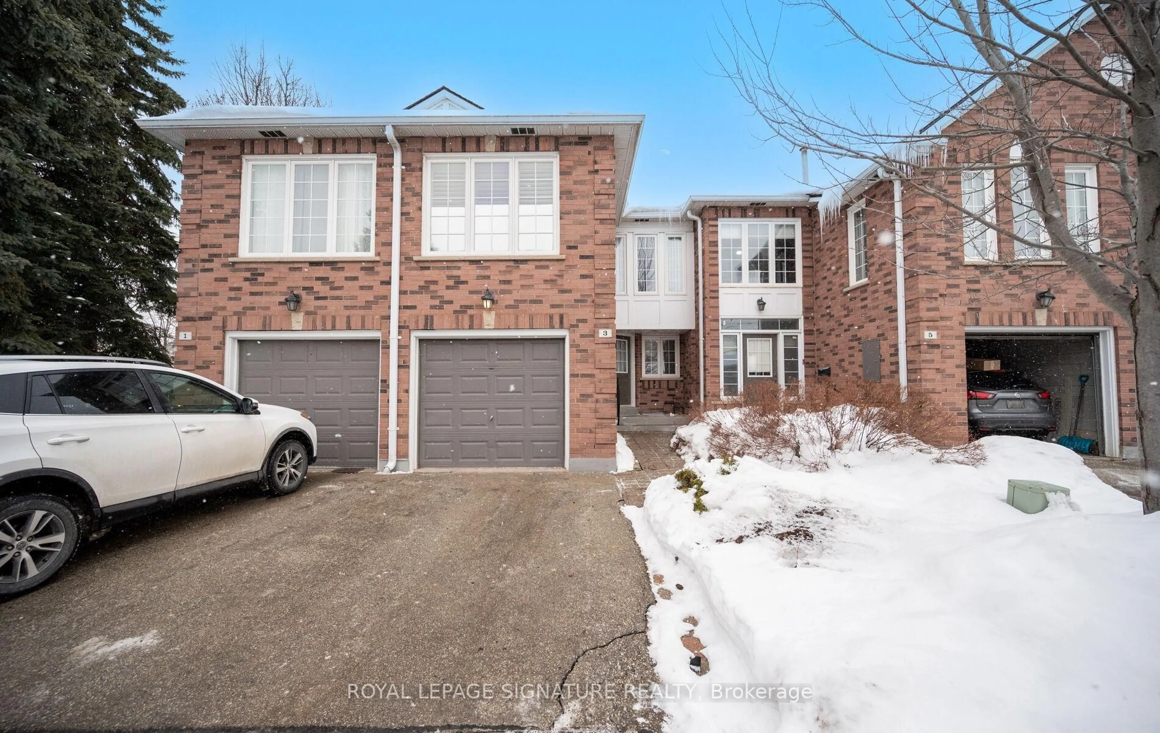 Home with brick exterior material, street for 3 Lancewood Cres, Brampton Ontario L6S 5Y6