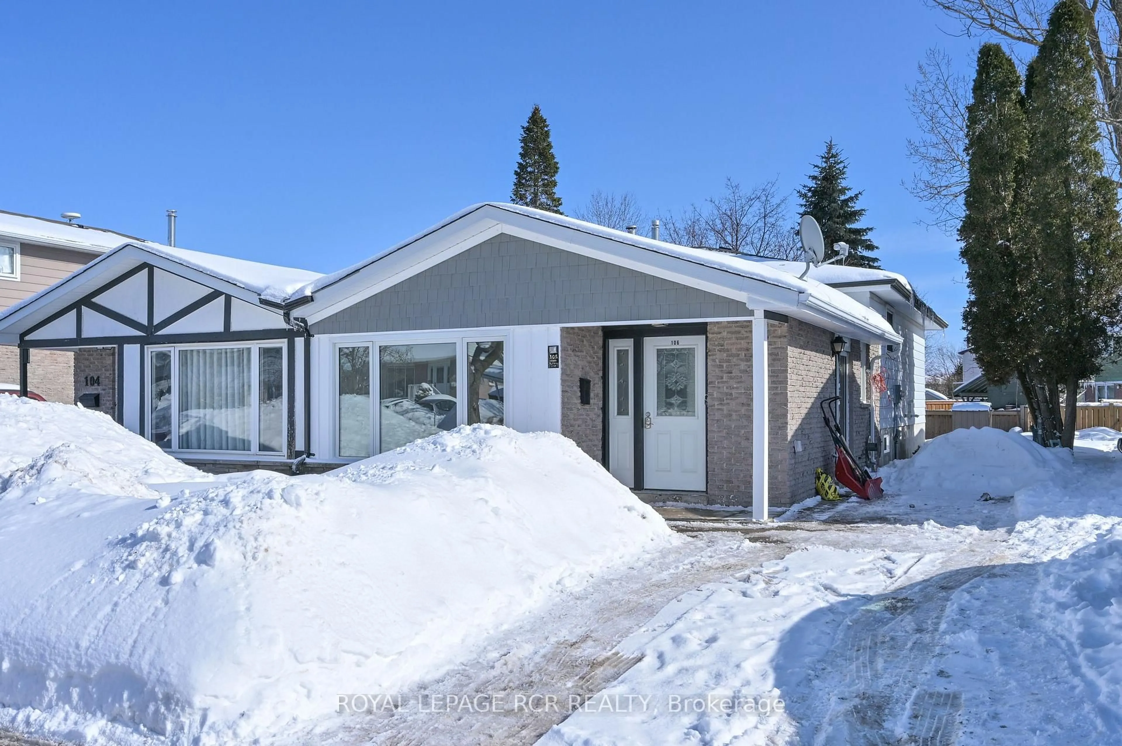Home with vinyl exterior material, street for 106 Burbank Cres, Orangeville Ontario L9W 3E7