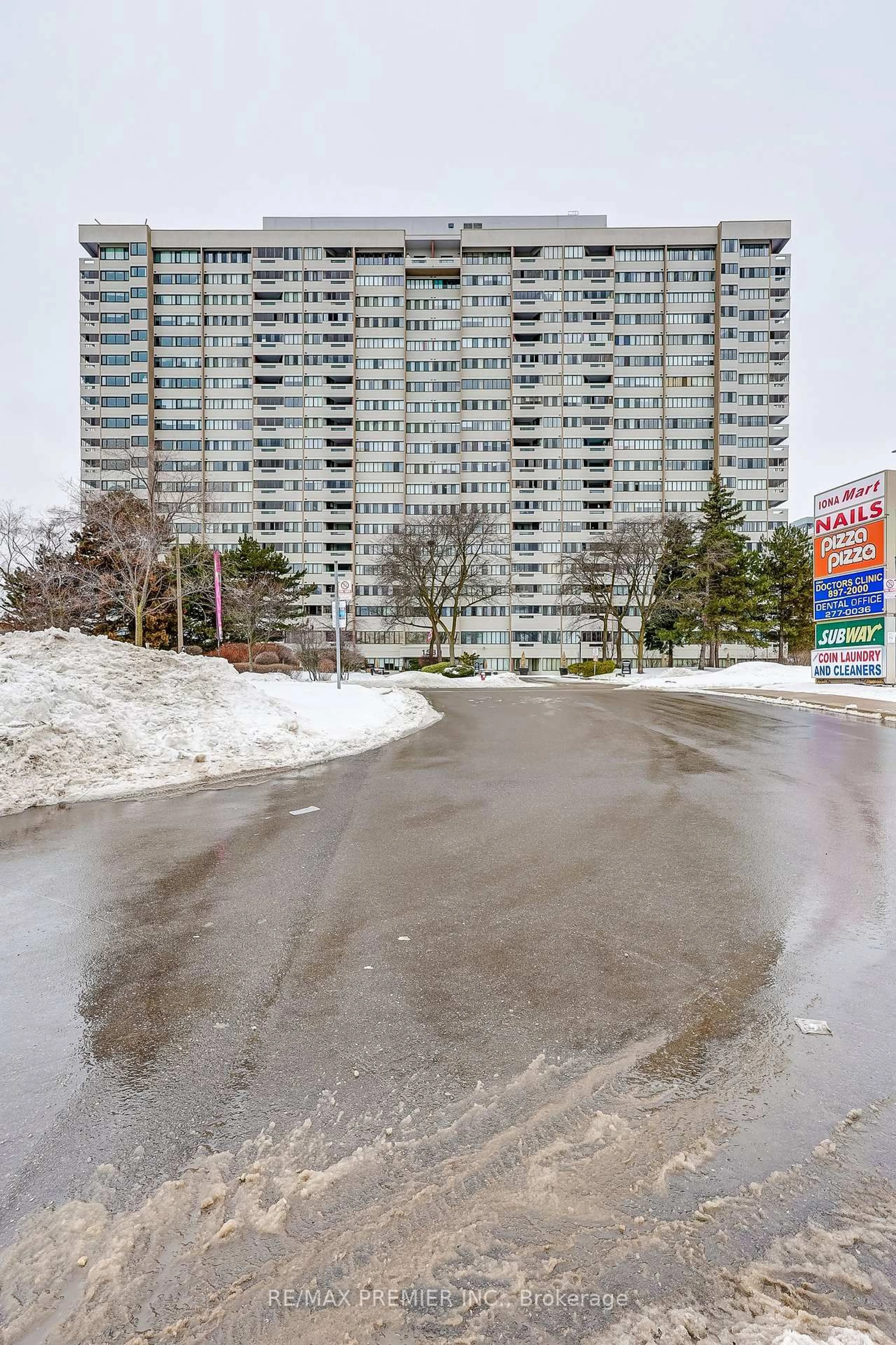 Parking for 1580 Mississauga Valley Blvd #1011, Mississauga Ontario L5A 3T8