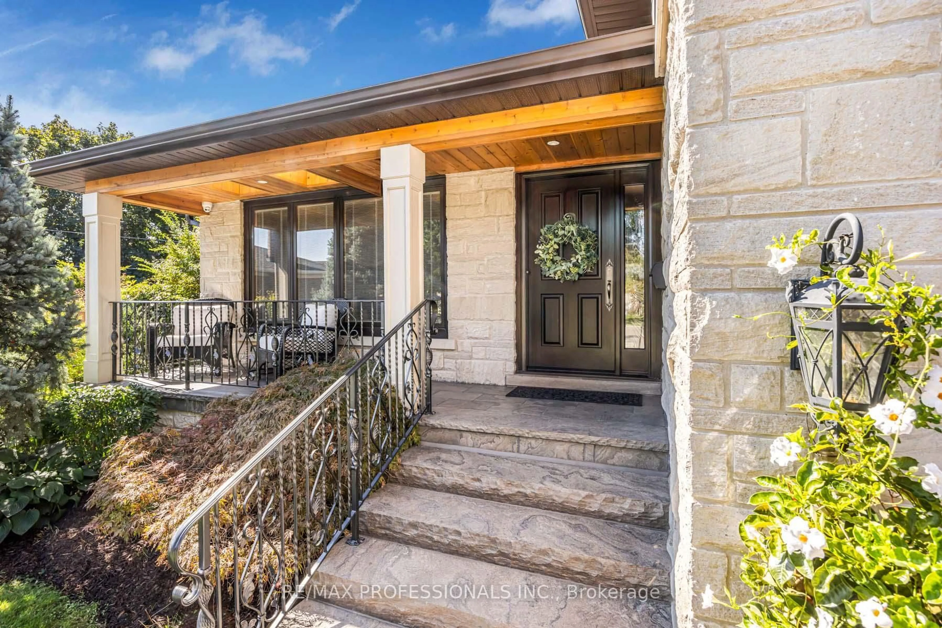 Unknown for 16 Woodpark Rd, Toronto Ontario M9P 1L9