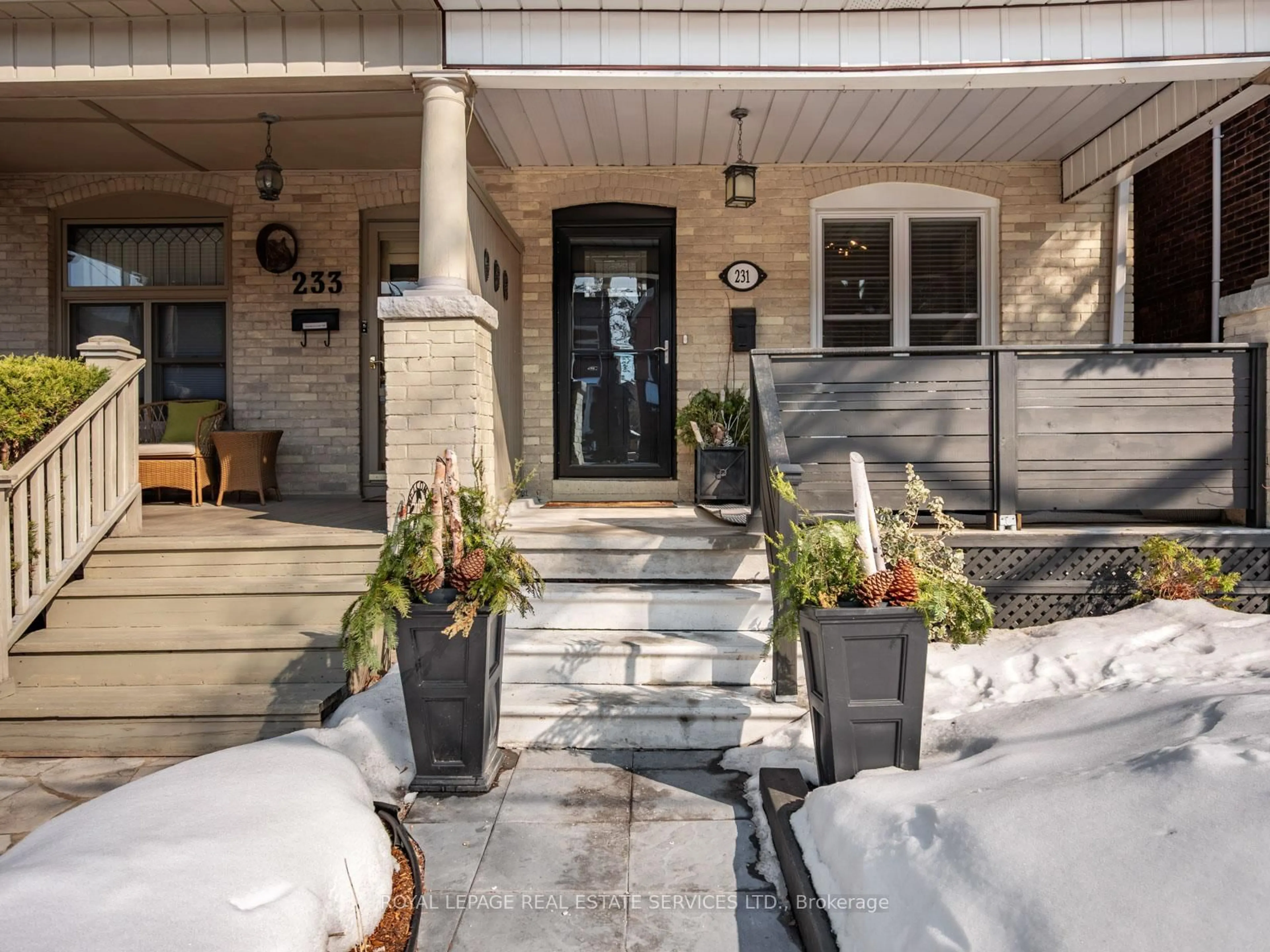 Unknown for 231 Fairview Ave, Toronto Ontario M6P 3A6