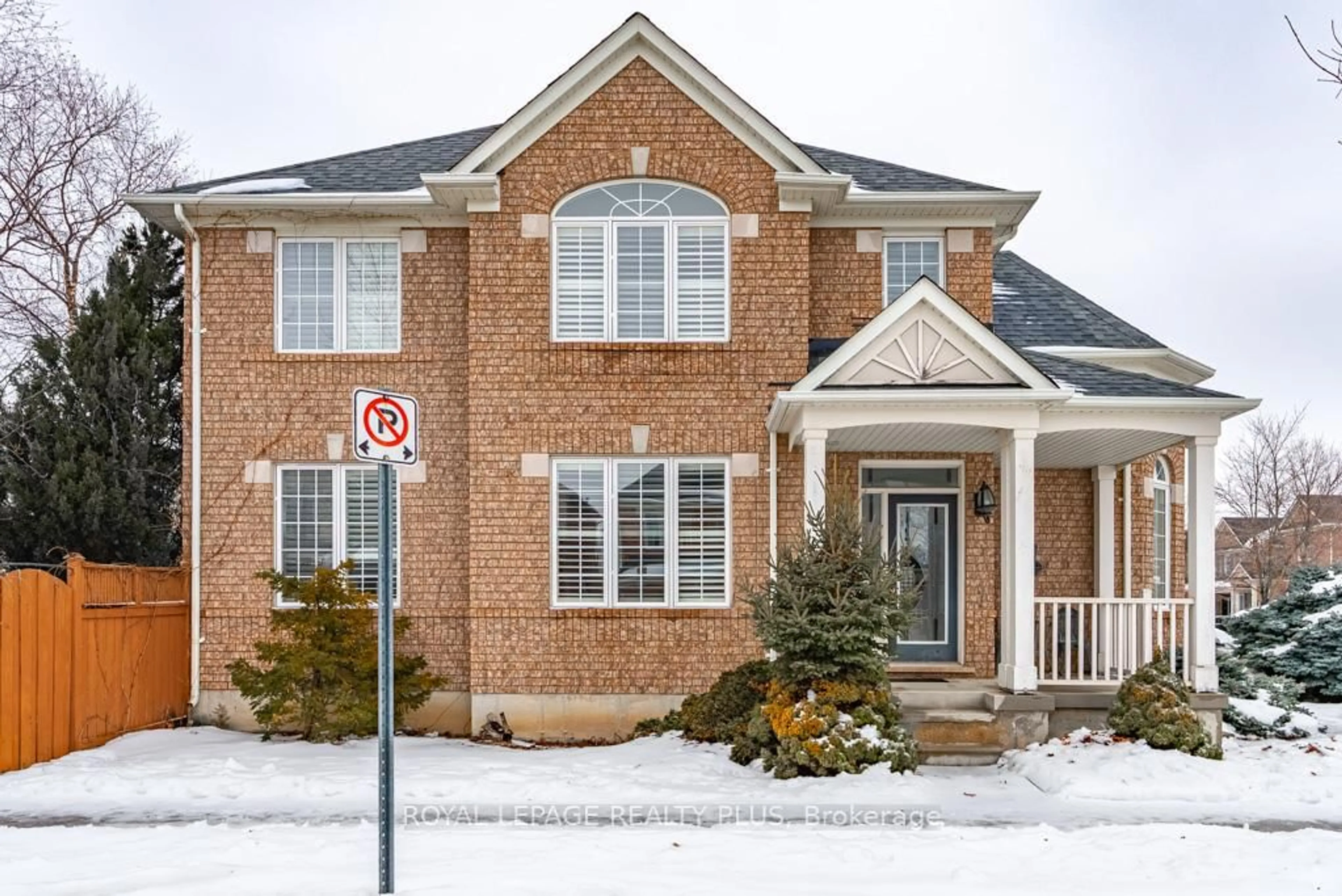 Home with brick exterior material, street for 854 McDuffe Cres, Milton Ontario L9T 6M7