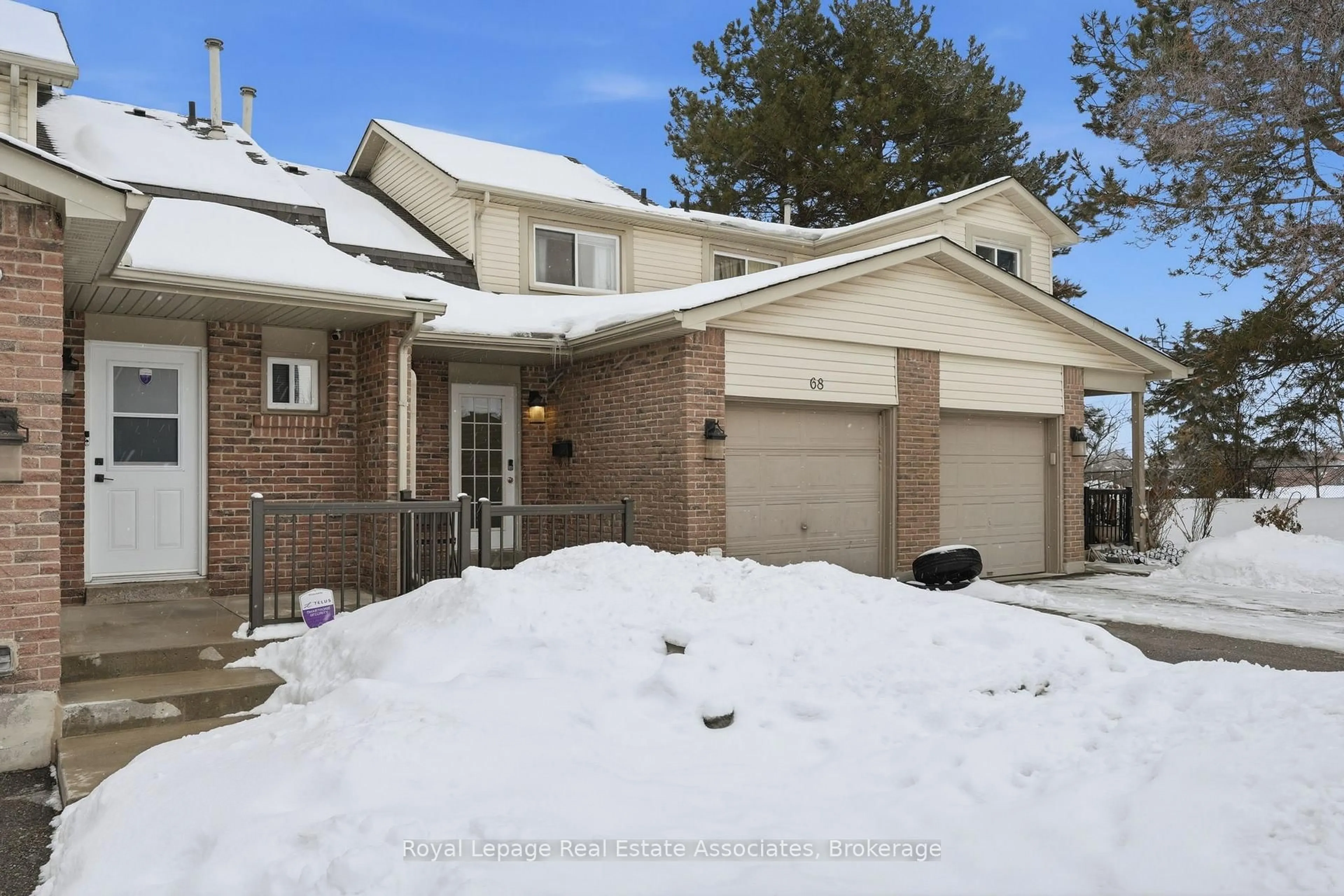 Home with brick exterior material, street for 2670 Battleford Rd #68, Mississauga Ontario L5N 2S7