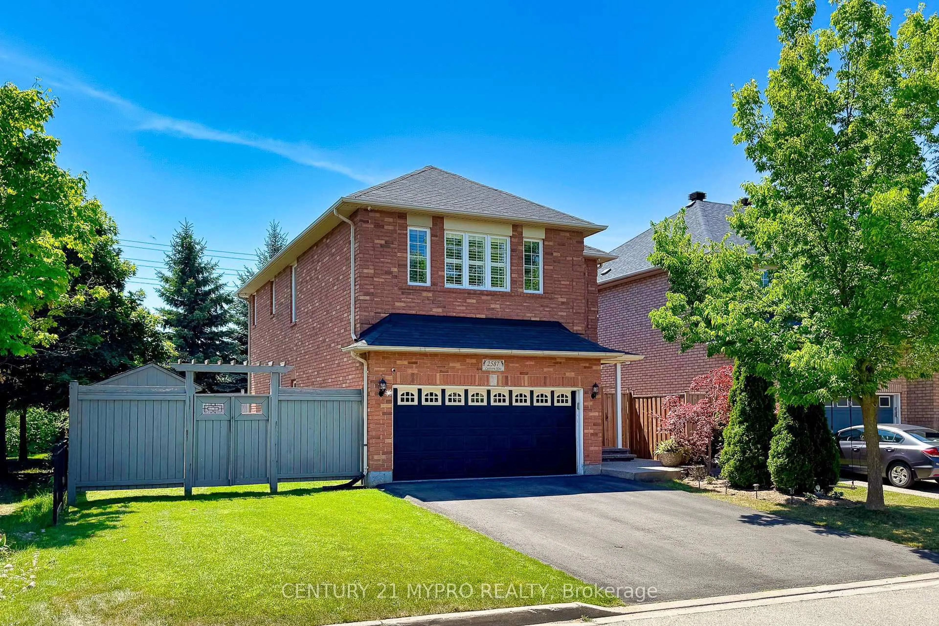 Home with brick exterior material, street for 2587 Carberry Way, Oakville Ontario L6M 4R8