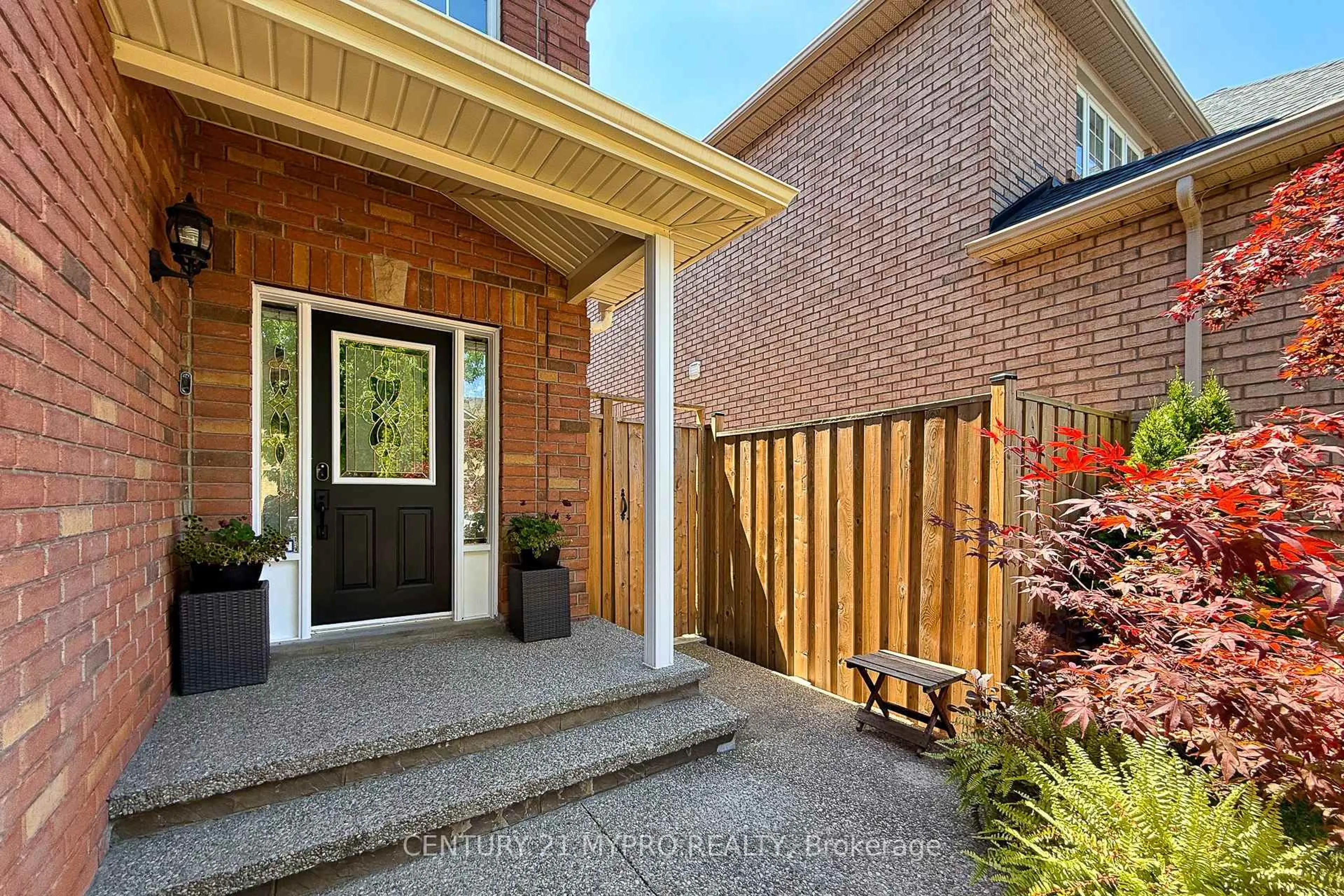 Home with brick exterior material, street for 2587 Carberry Way, Oakville Ontario L6M 4R8