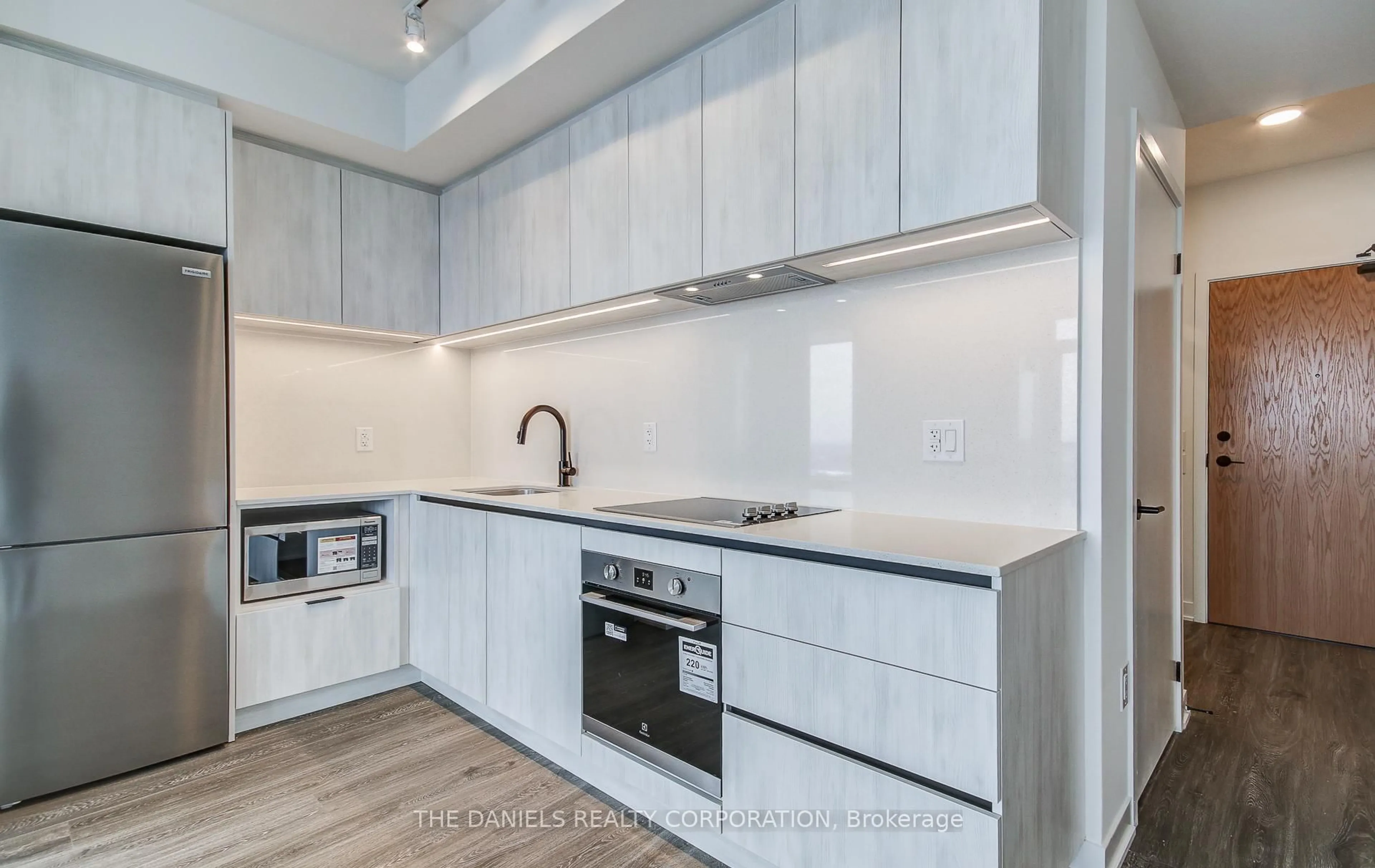 Unknown for 2495 Eglinton Ave #1602, Mississauga Ontario L5M 2T2