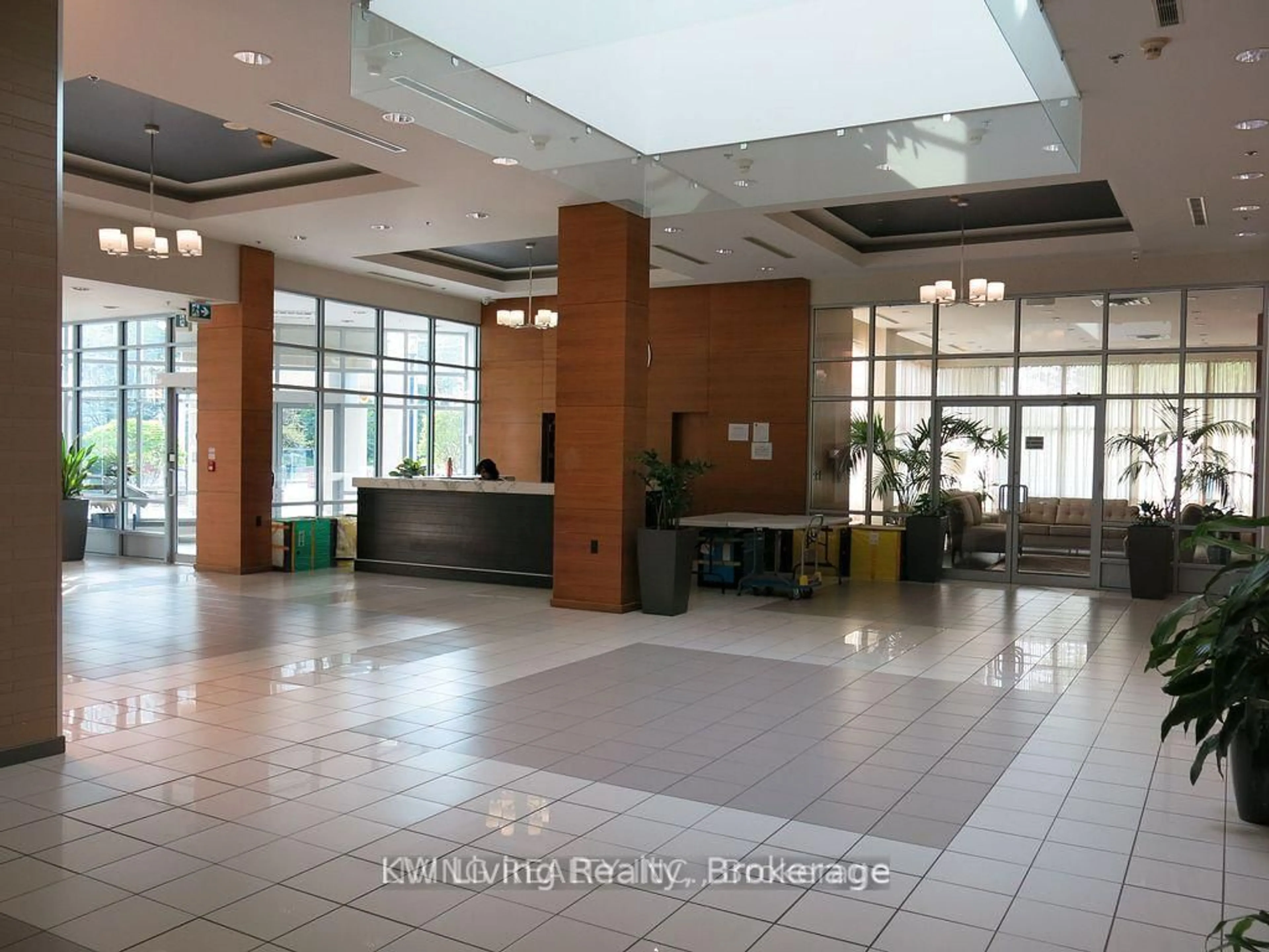 Lobby for 33 Elm Dr #2806, Mississauga Ontario L5B 4M2