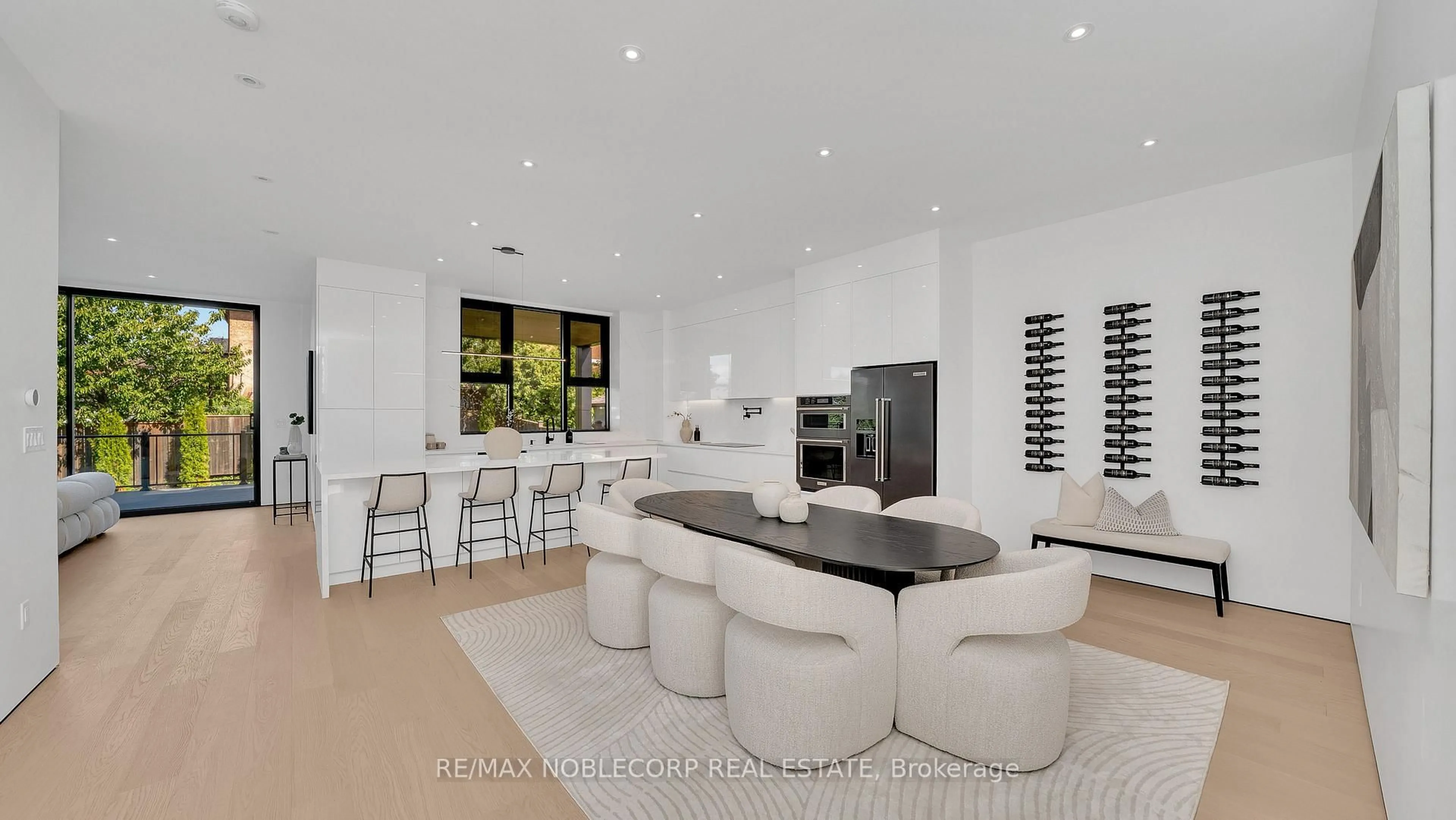 Open concept kitchen, ceramic/tile floor for 16 Deevale Rd, Toronto Ontario M3M 1Z3