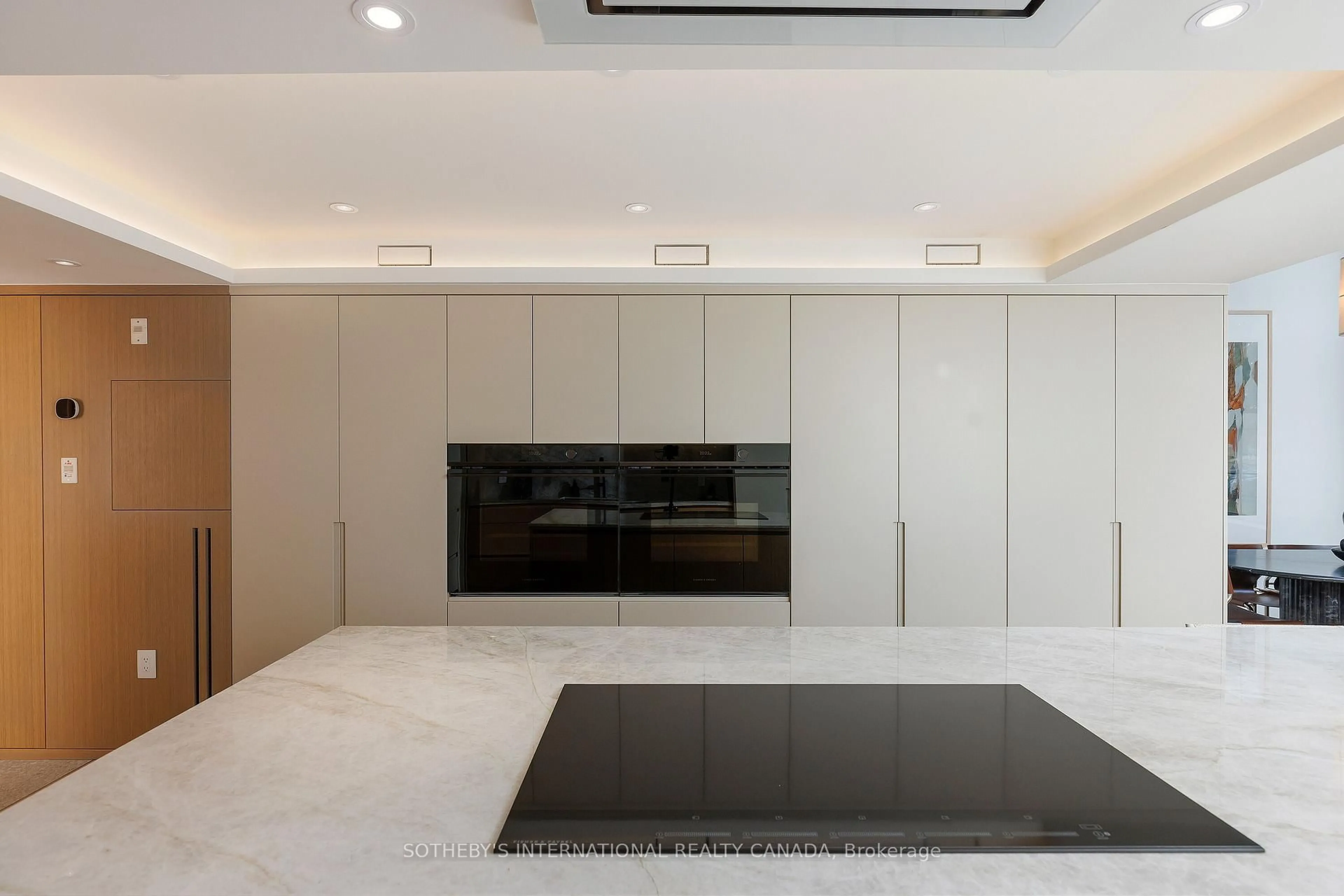 Contemporary kitchen, unknown for 1100 Lansdowne Ave #339, Toronto Ontario M6H 4K1