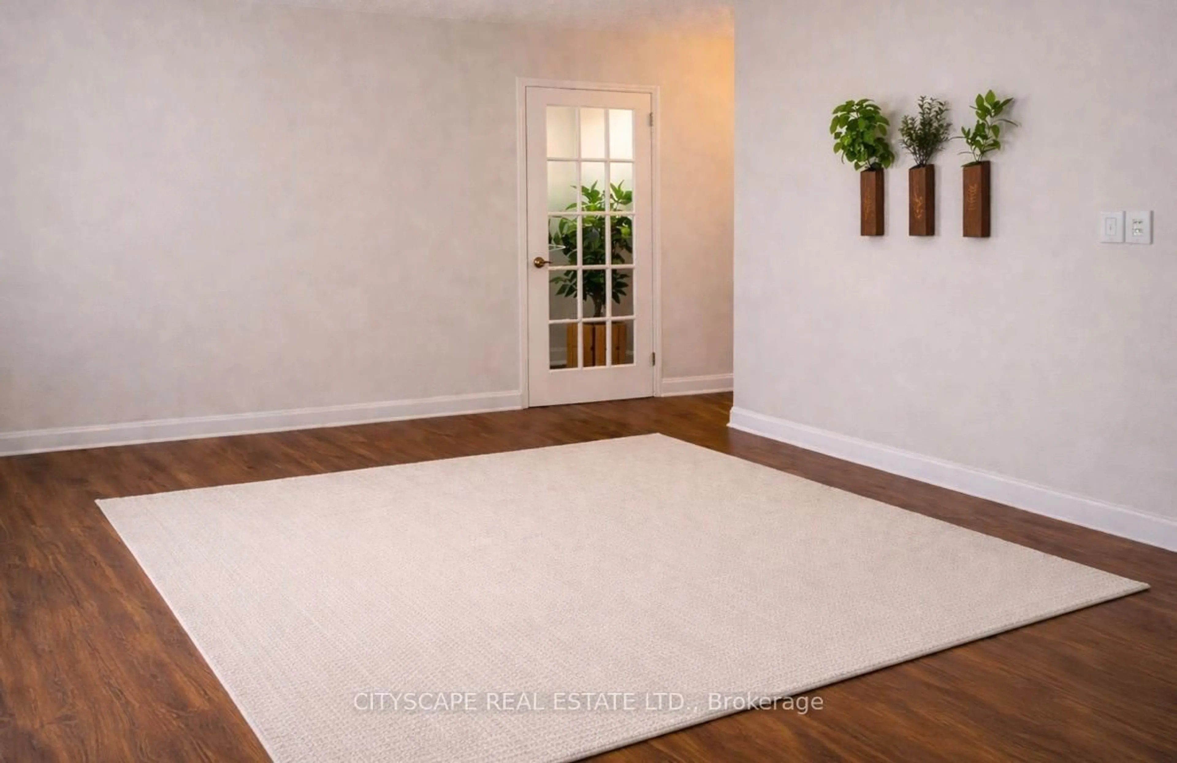 A pic of a room for 49 Queen St #1004, Mississauga Ontario L5G 4N6