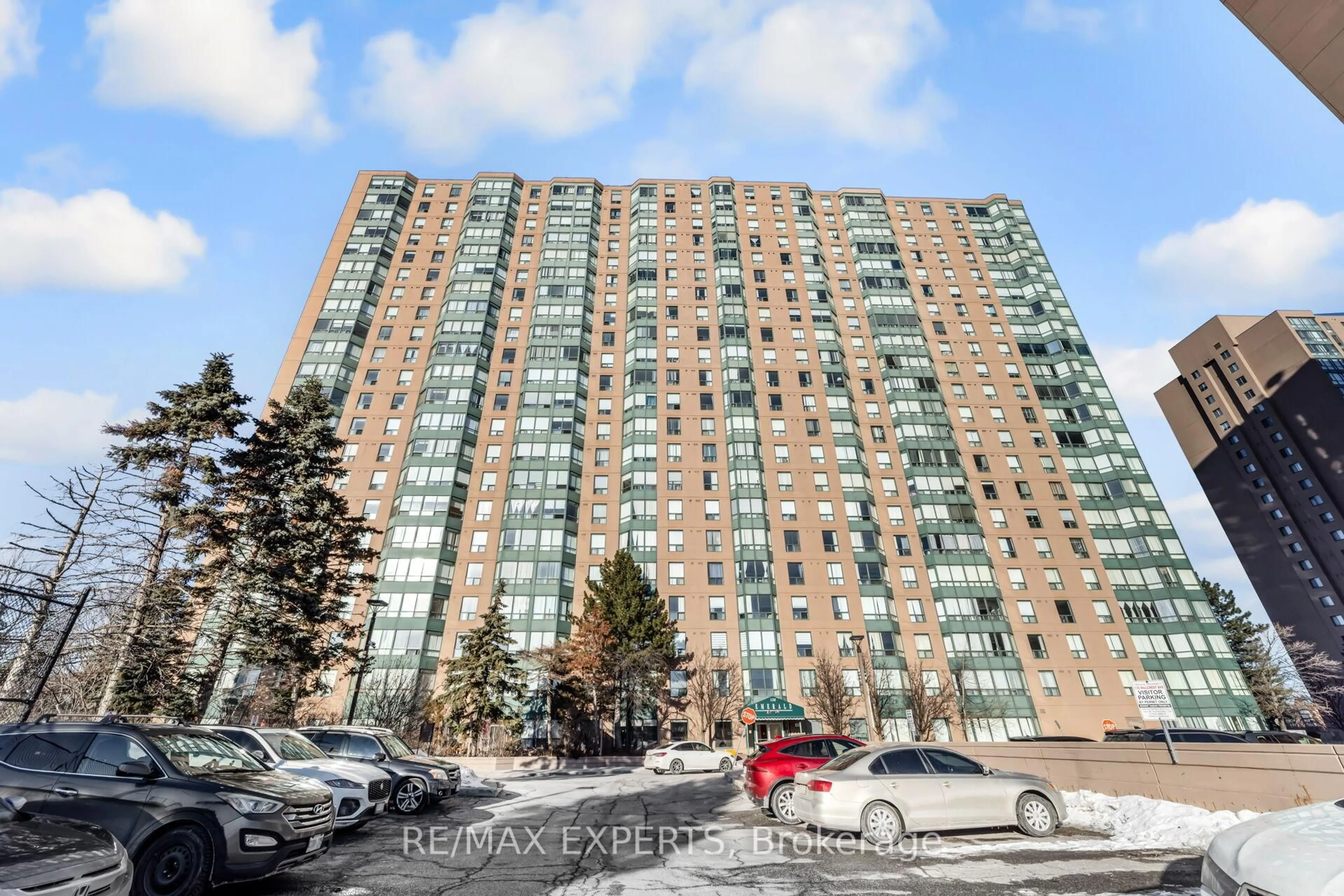 Unknown for 135 Hillcrest Ave #1410, Mississauga Ontario L5B 4B1
